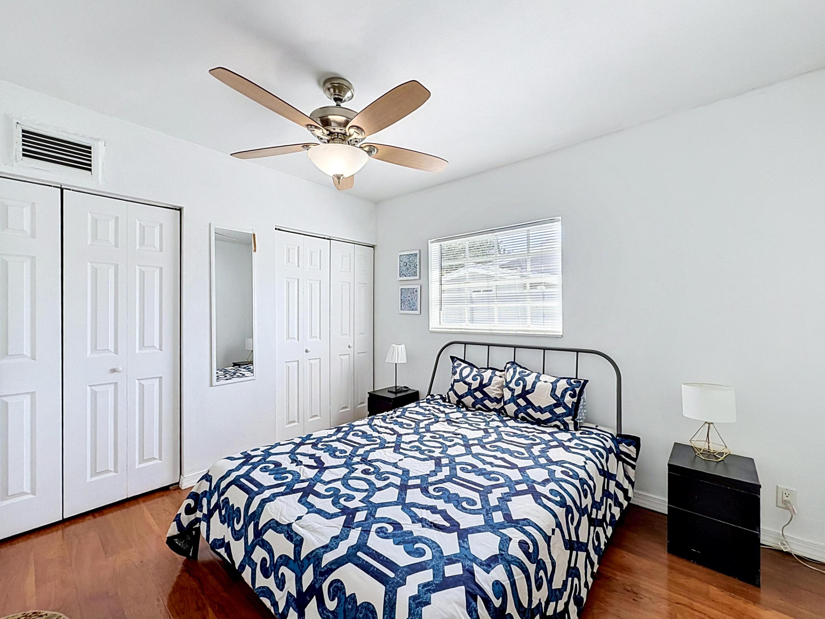 IMPERIAL POINT 2 SEC - Residential