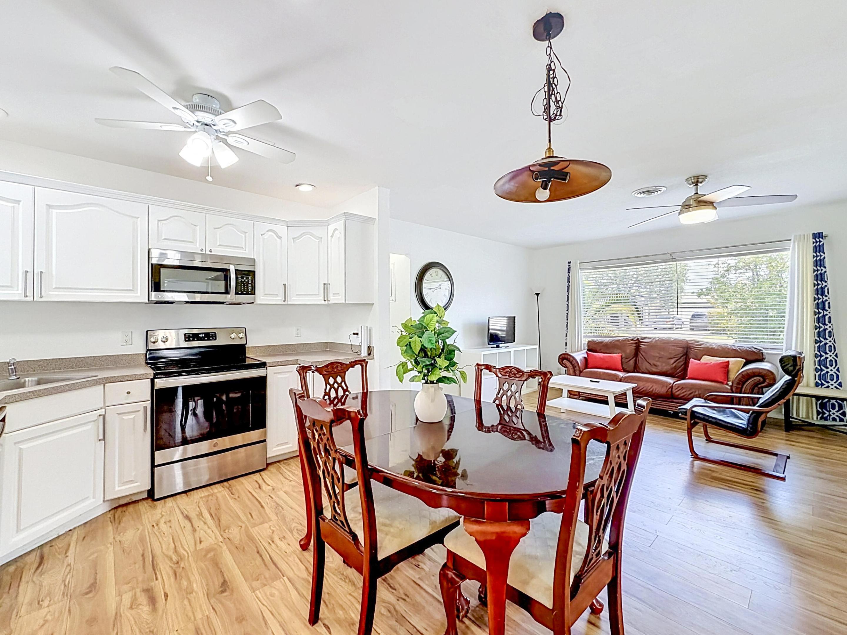 IMPERIAL POINT 2 SEC - Residential