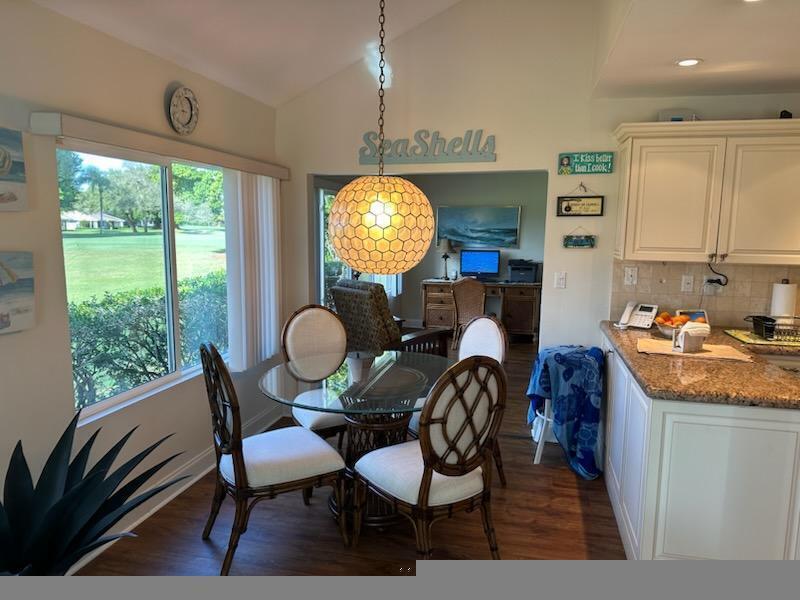 GREENS CAY OF JONATHANS LANDING - Residential Lease