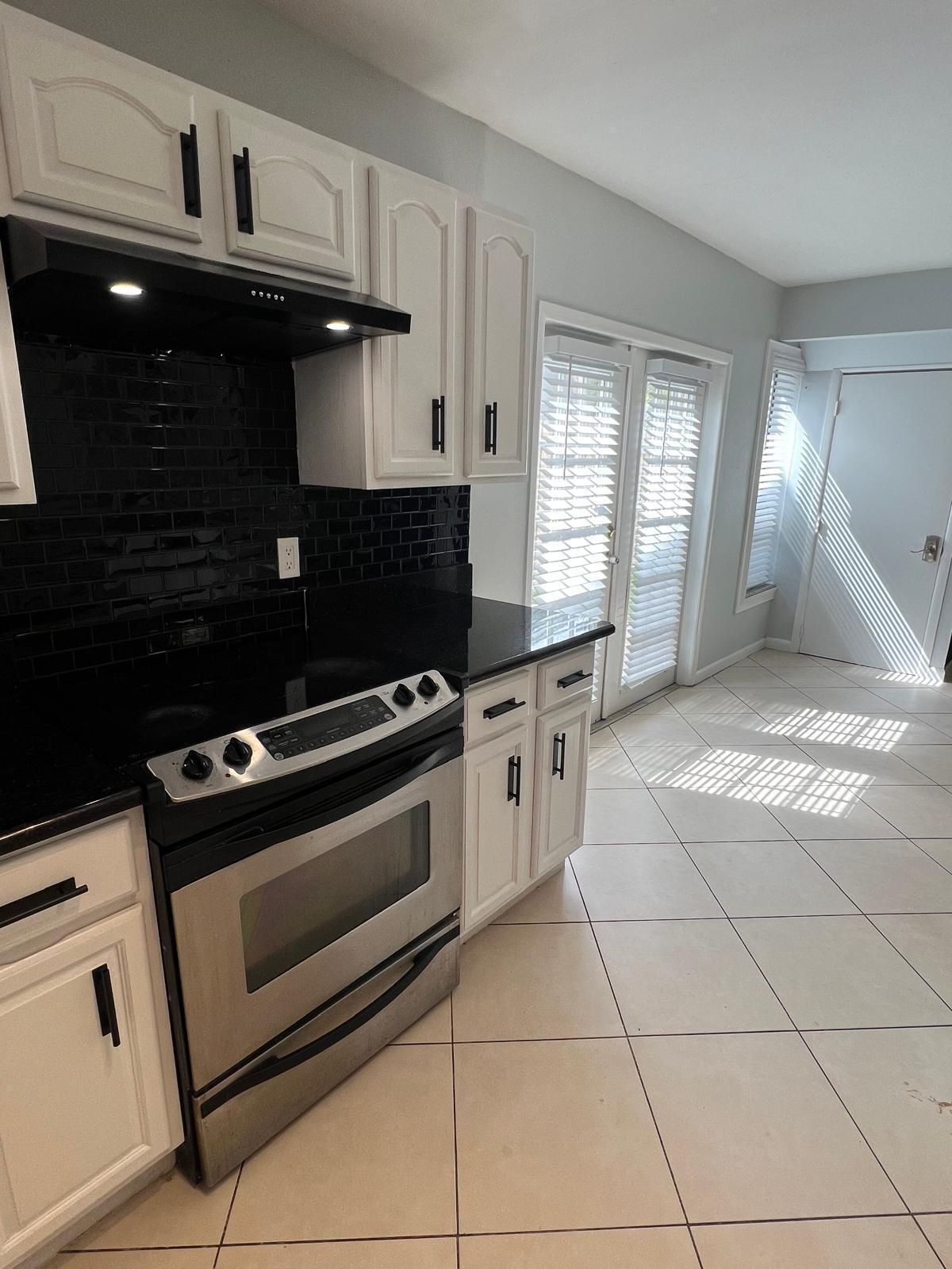 SOUTHRIDGE - Residential