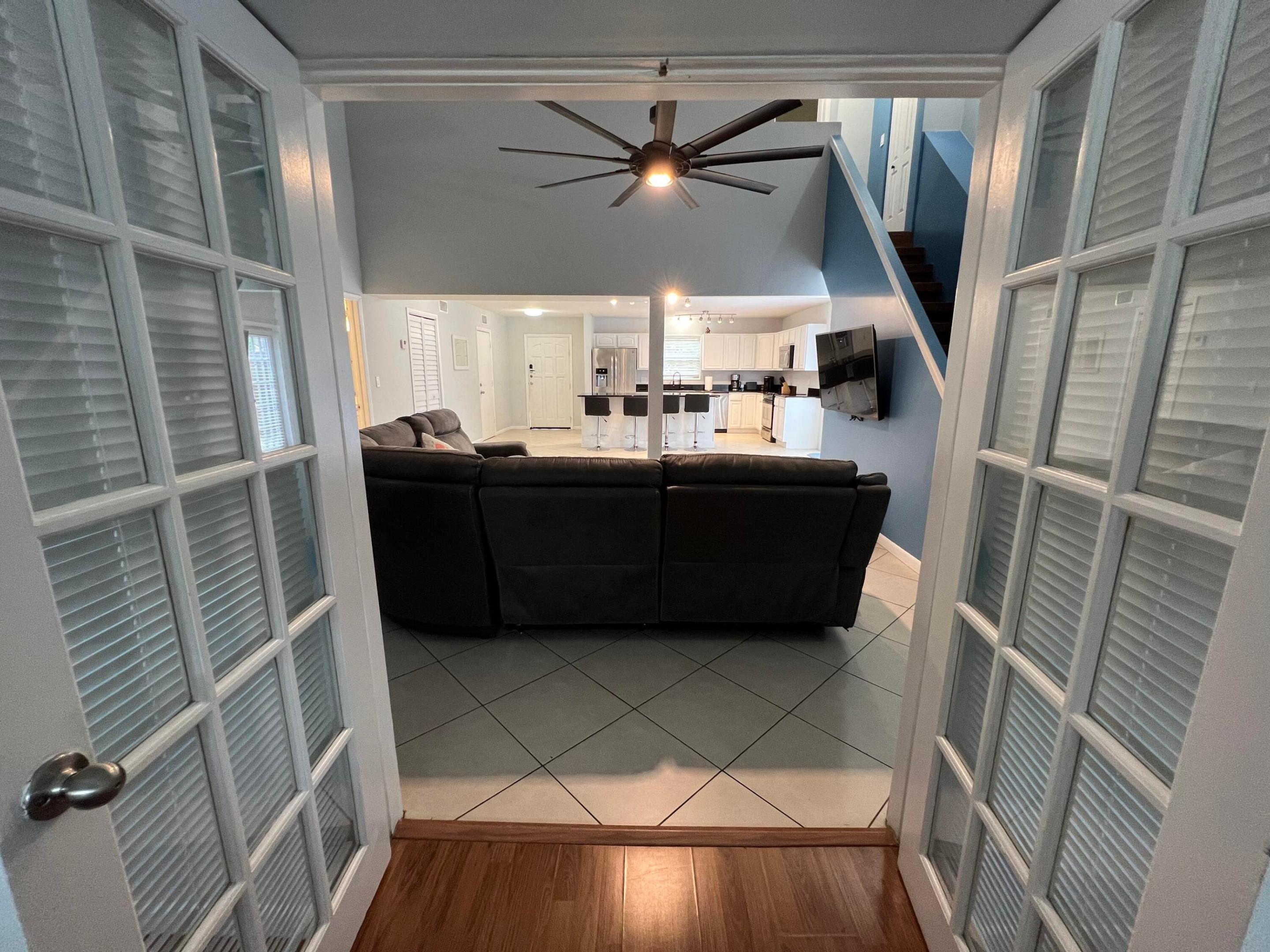 SOUTHRIDGE - Residential