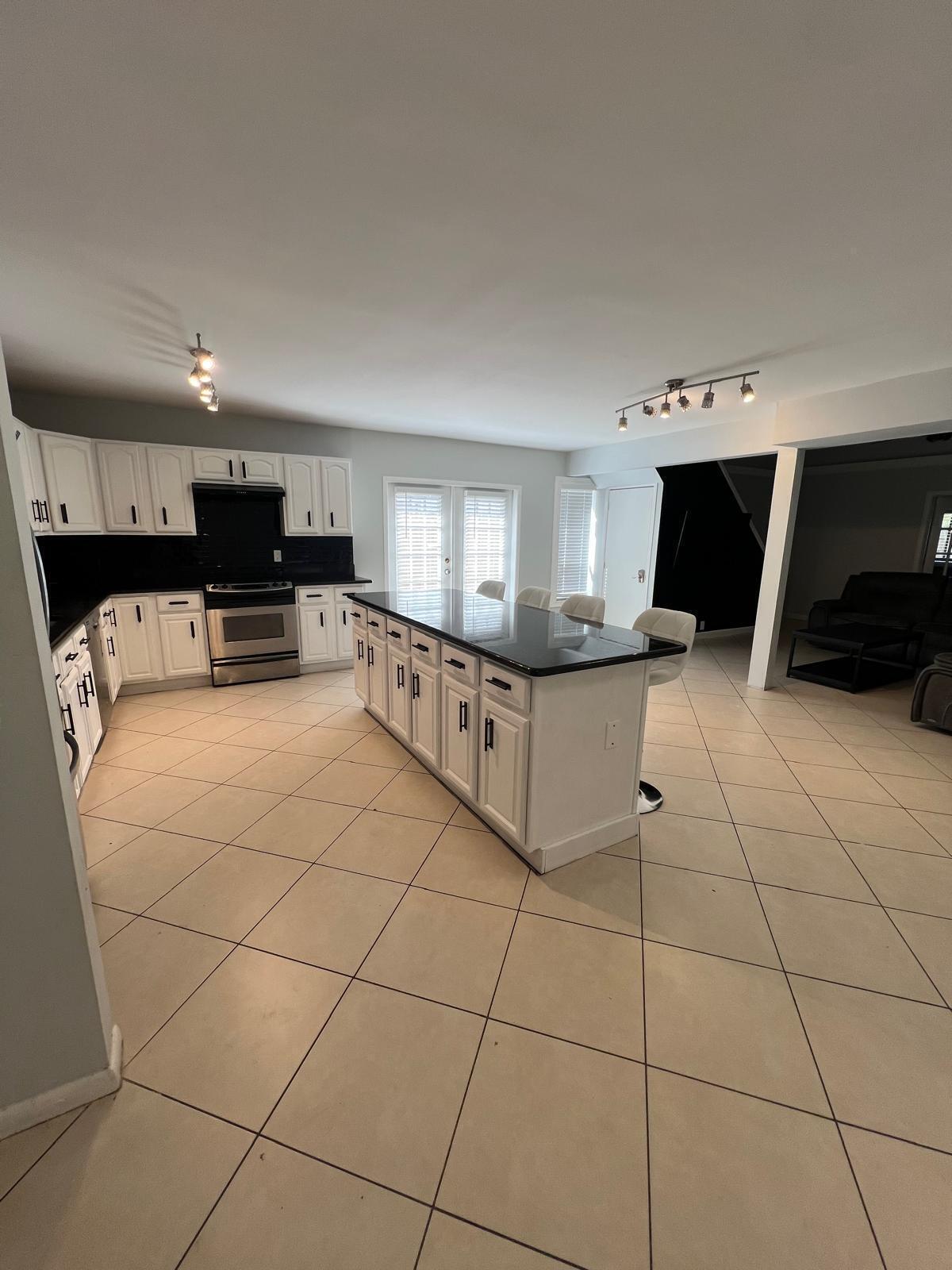 SOUTHRIDGE - Residential