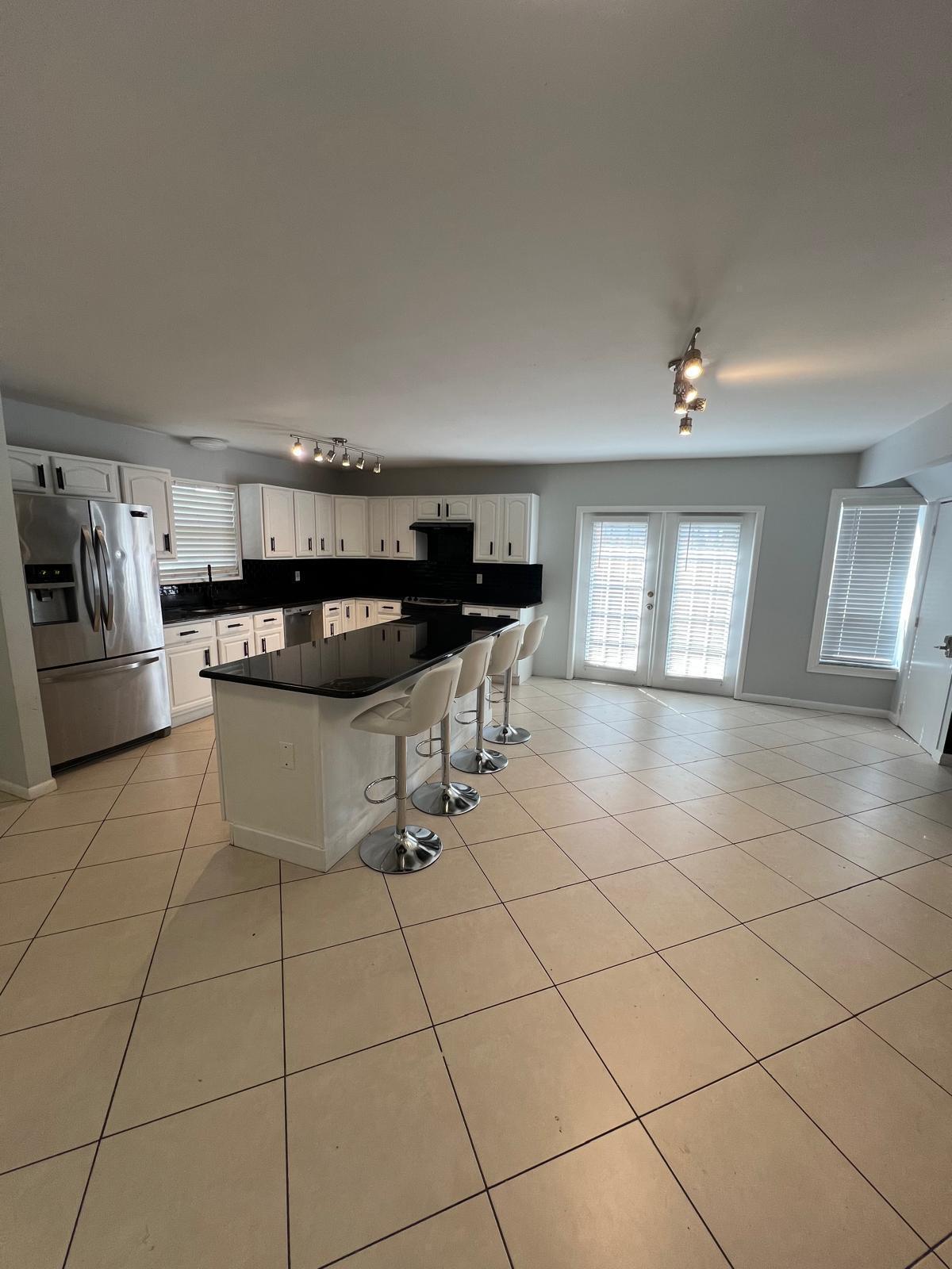 SOUTHRIDGE - Residential