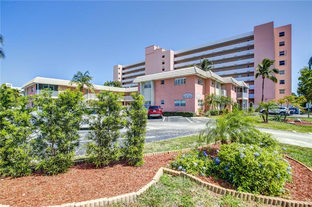 Bon Bini Condominium - Residential