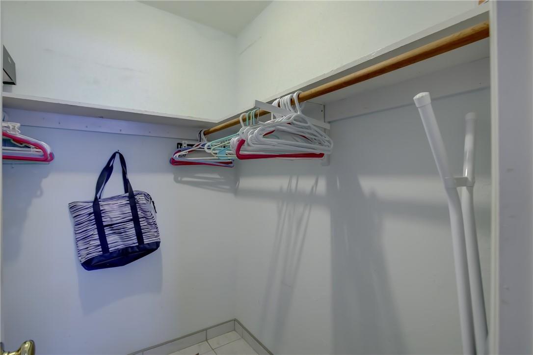 Bon Bini Condominium - Residential