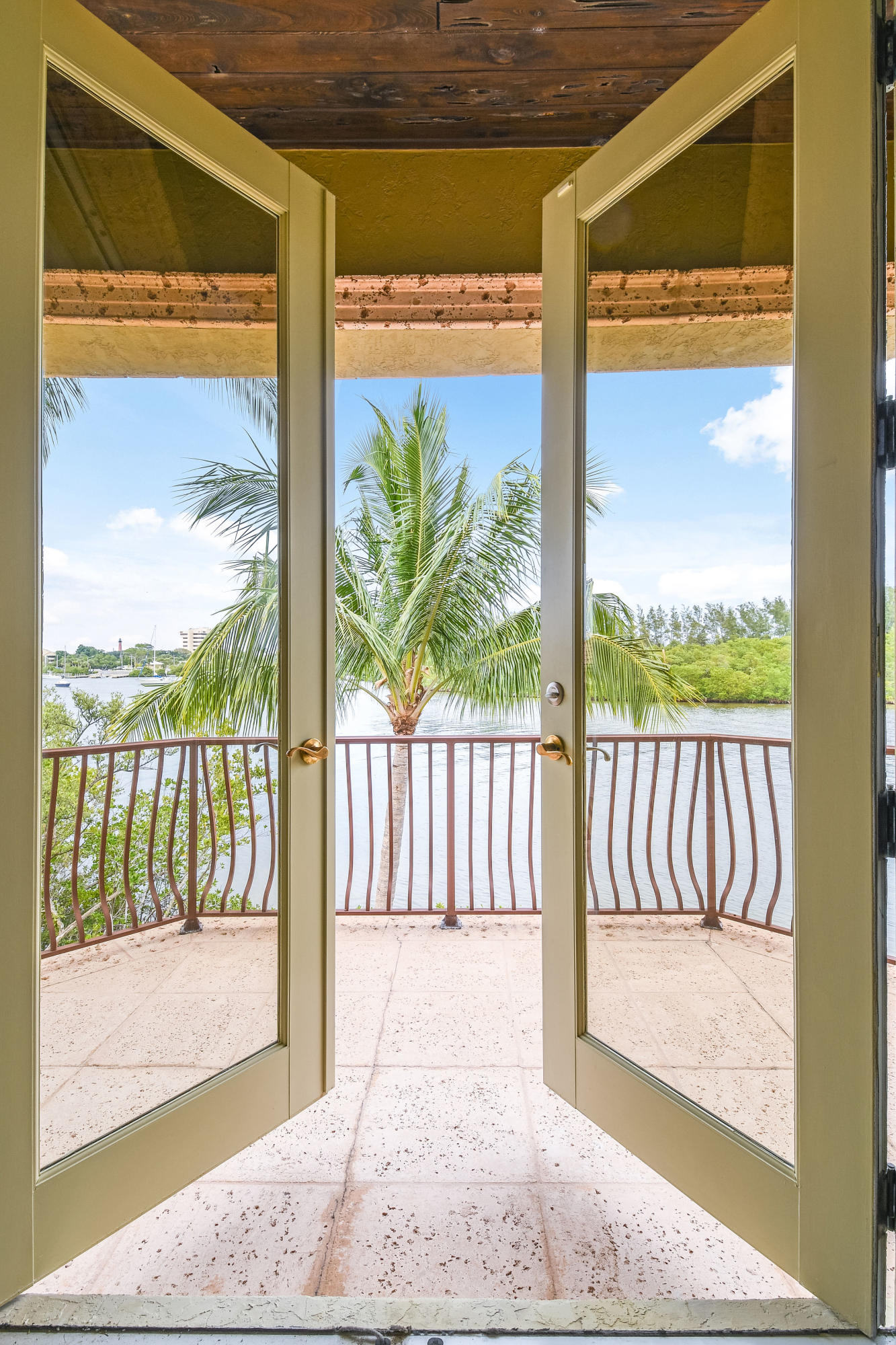 Sawfish Bay Colony - Residential