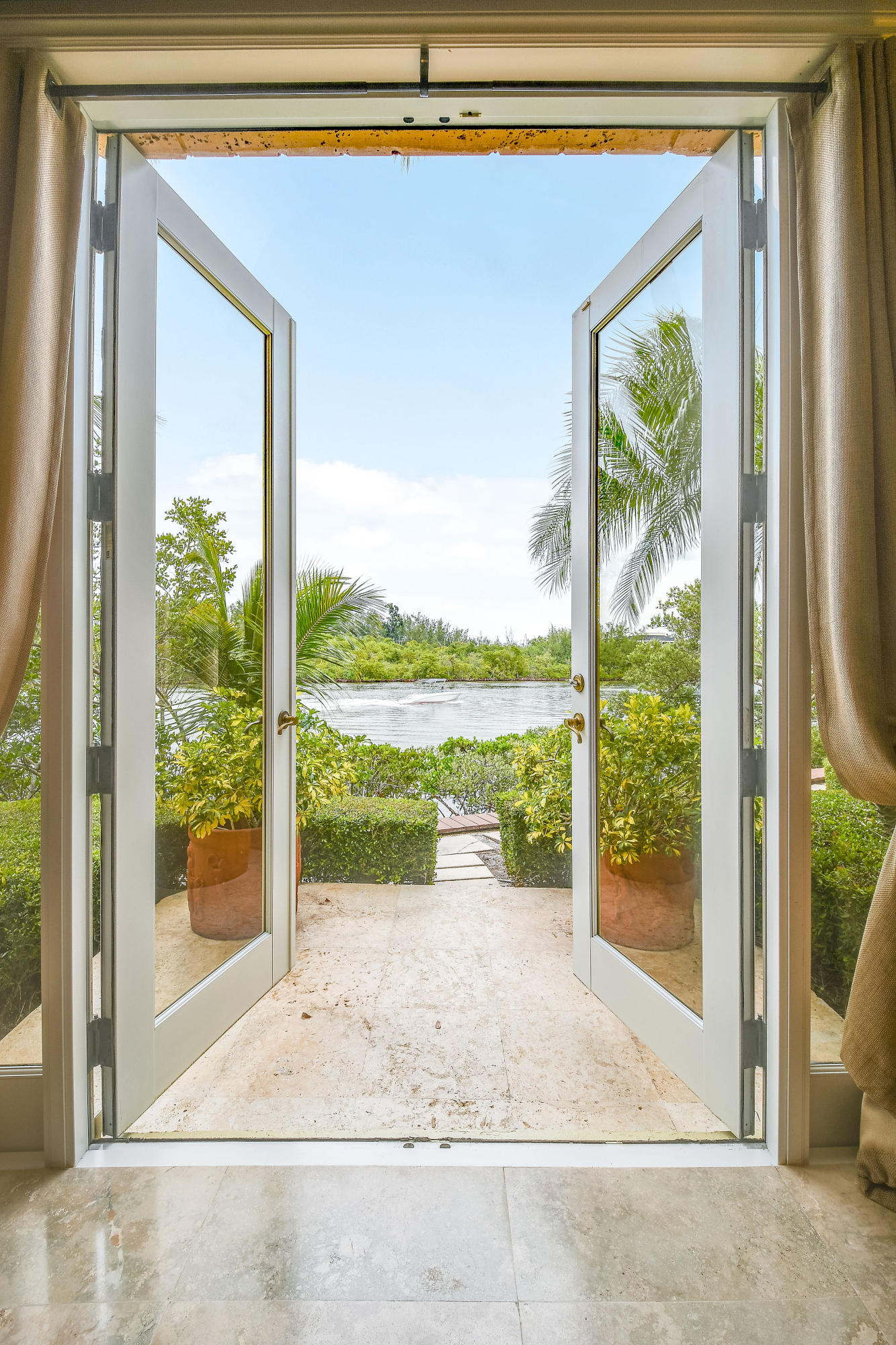Sawfish Bay Colony - Residential