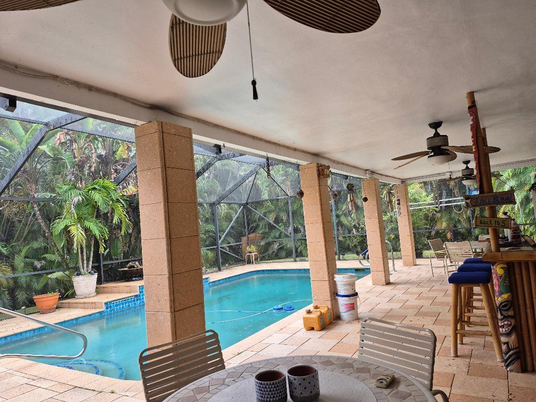 PLANTATION ACRES - Residential
