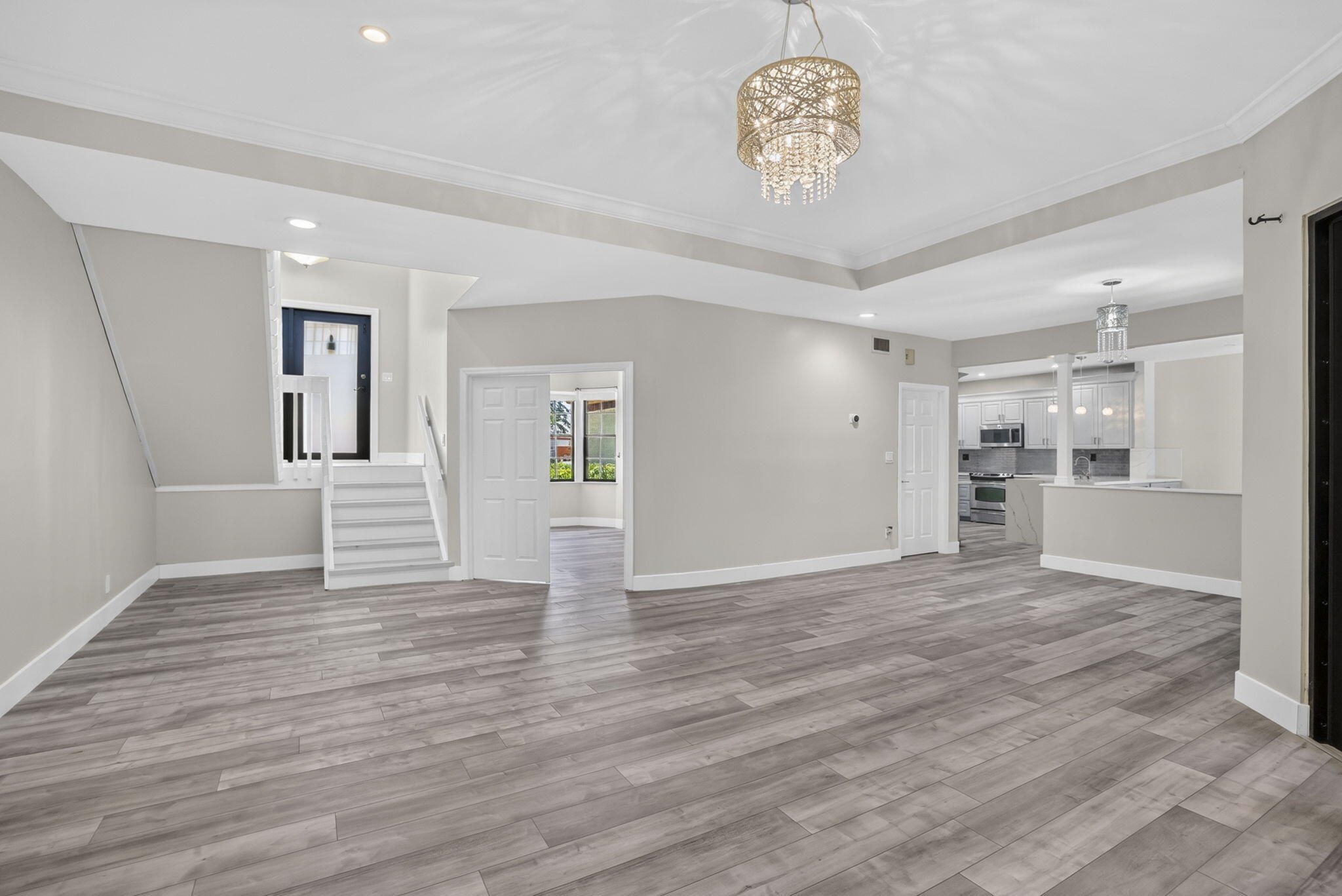 GLEN CONDOMINIUM 1 - Residential Lease
