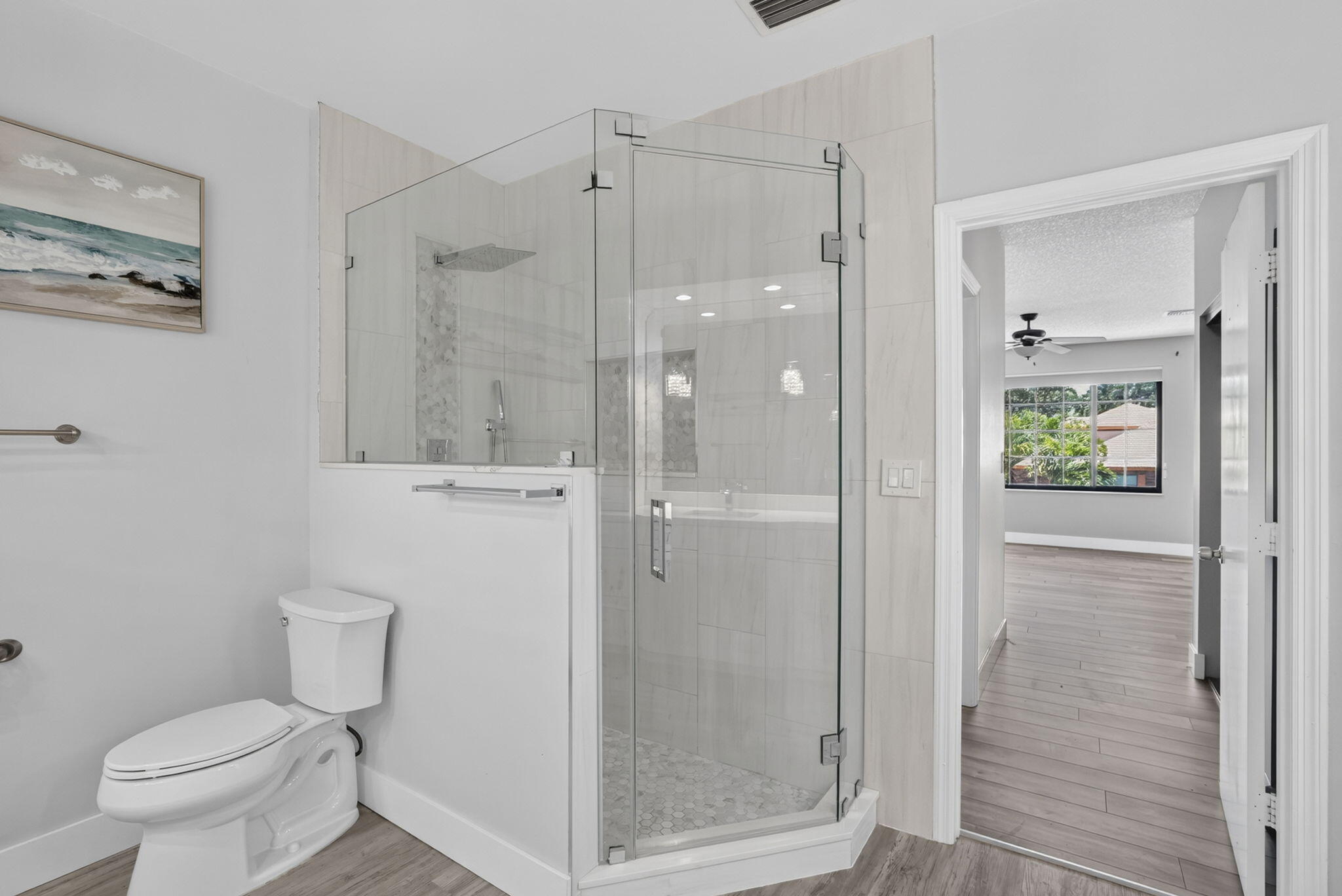 GLEN CONDOMINIUM 1 - Residential Lease