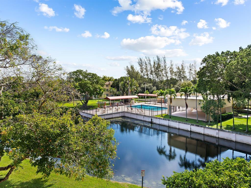 BERMUDA CLUB NINE CONDO - Residential