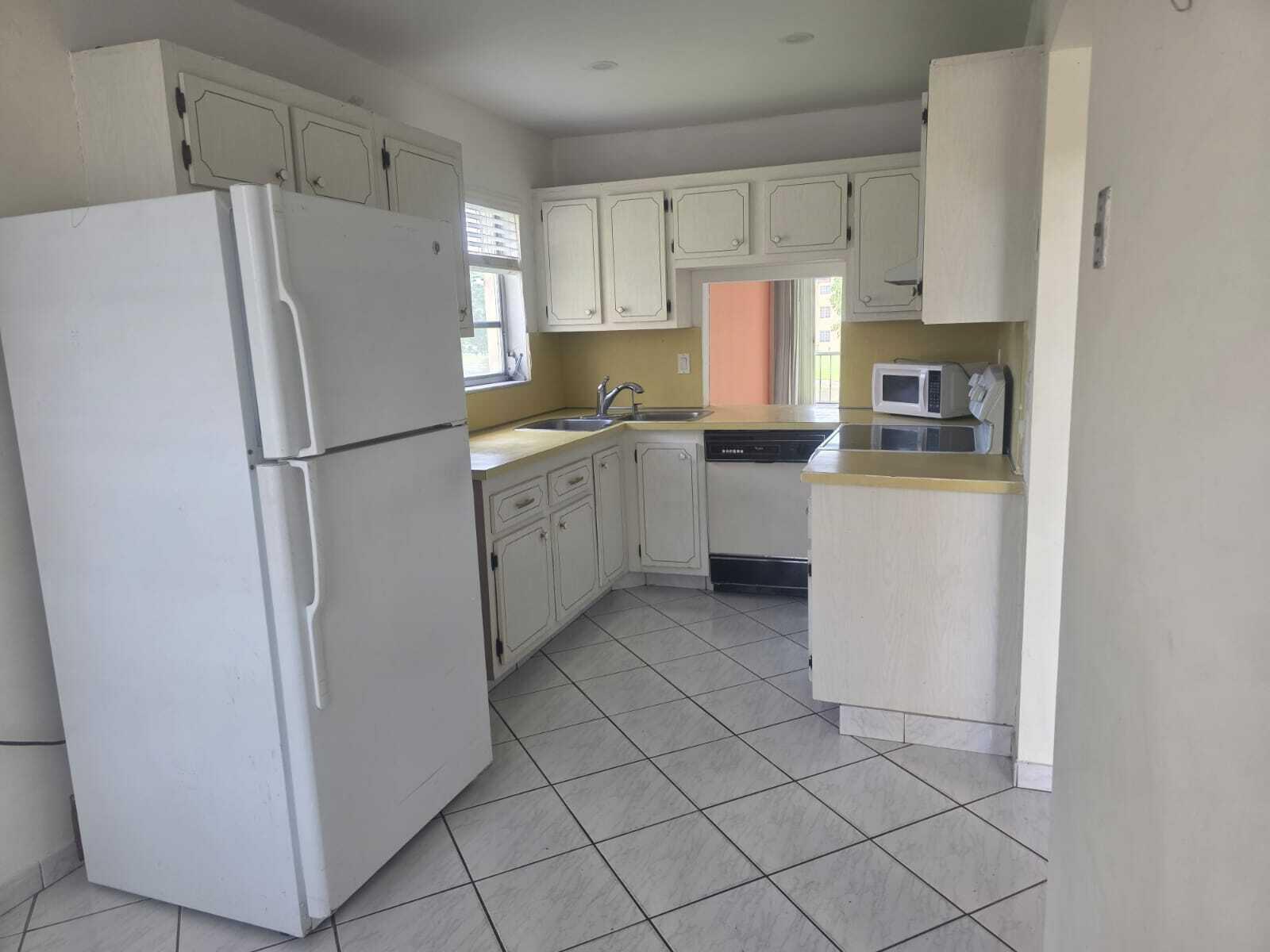 BERMUDA CLUB NINE CONDO - Residential