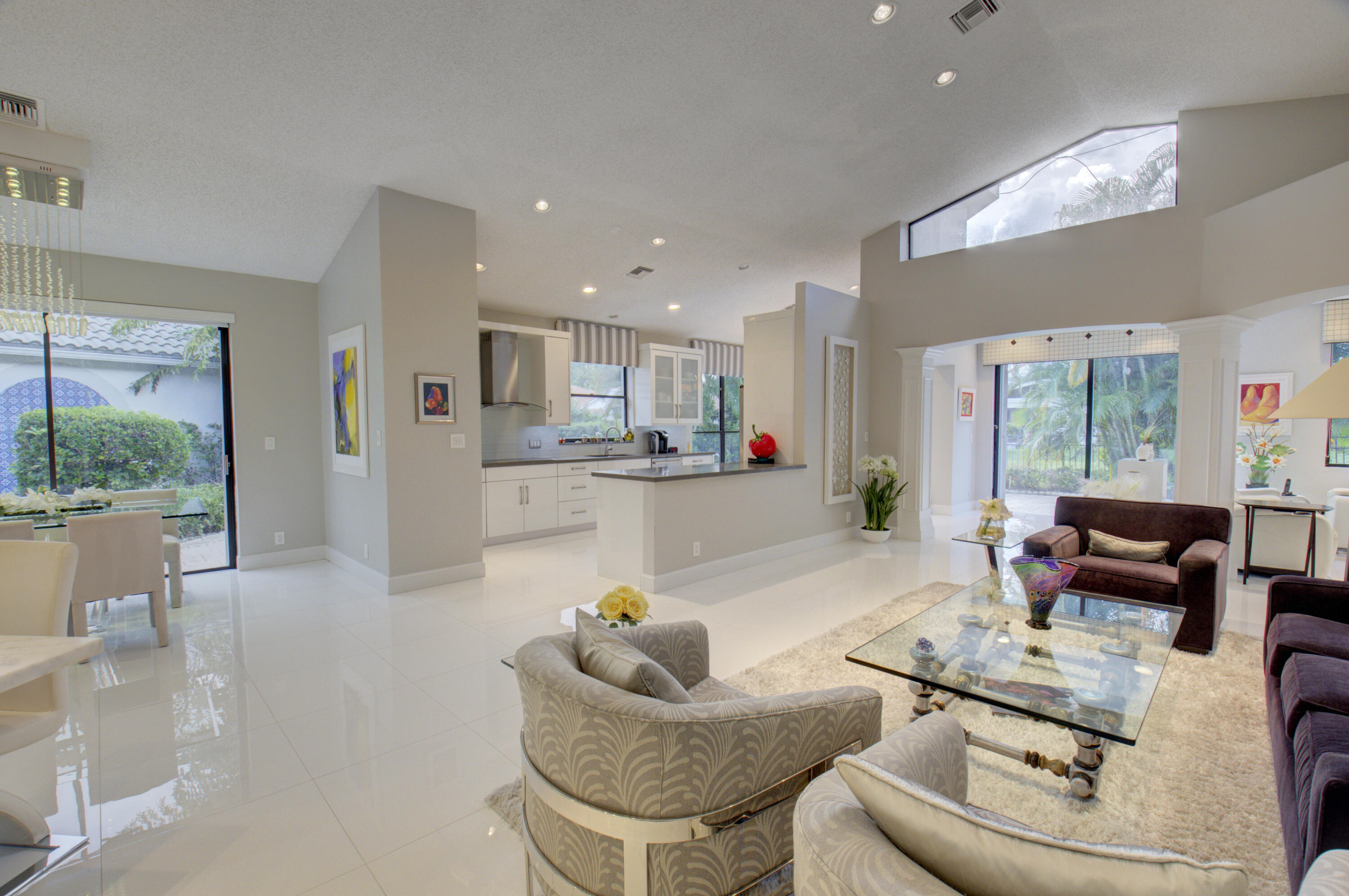 FAIRWAY BEND - Residential Lease