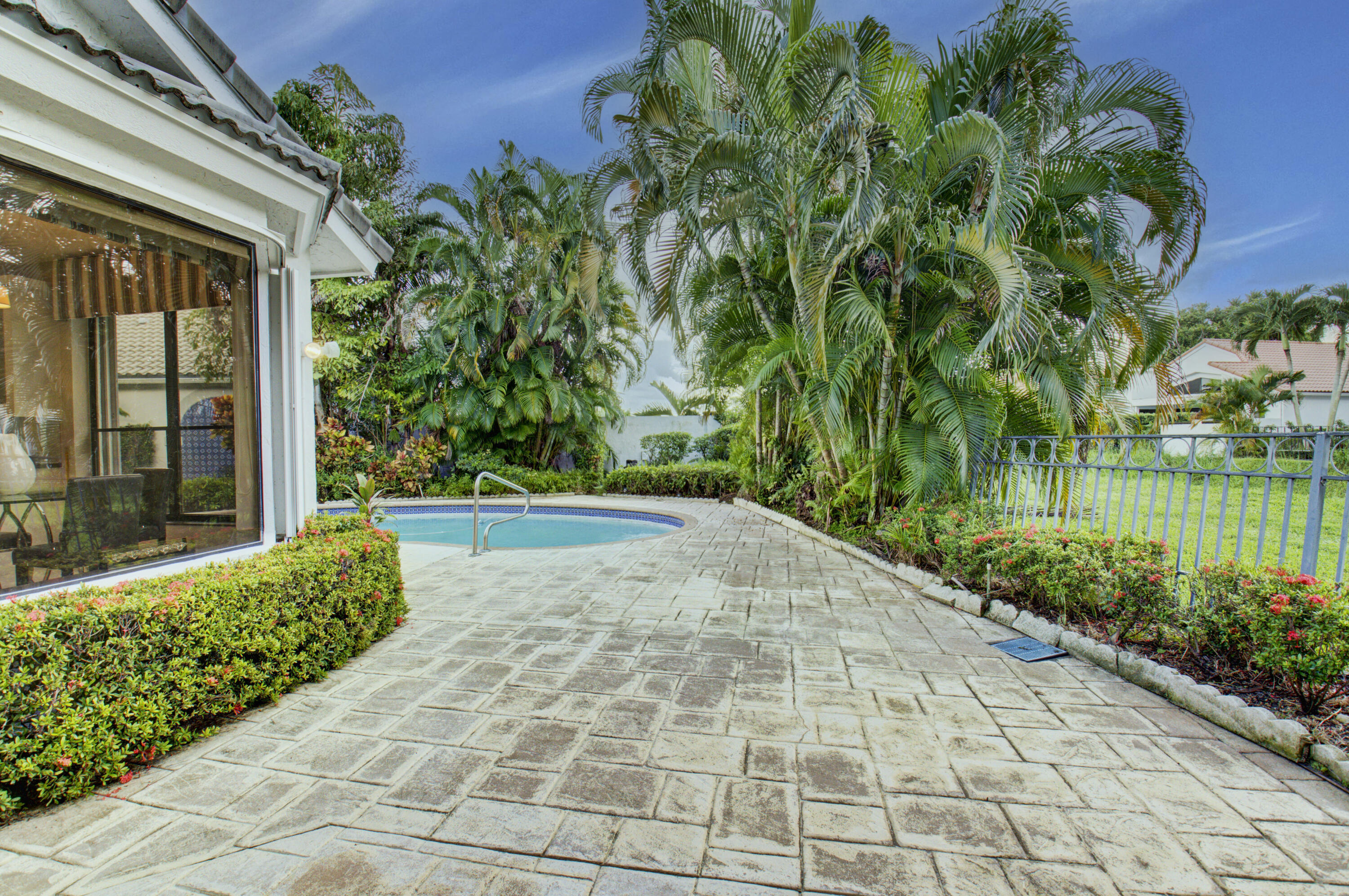 FAIRWAY BEND - Residential Lease
