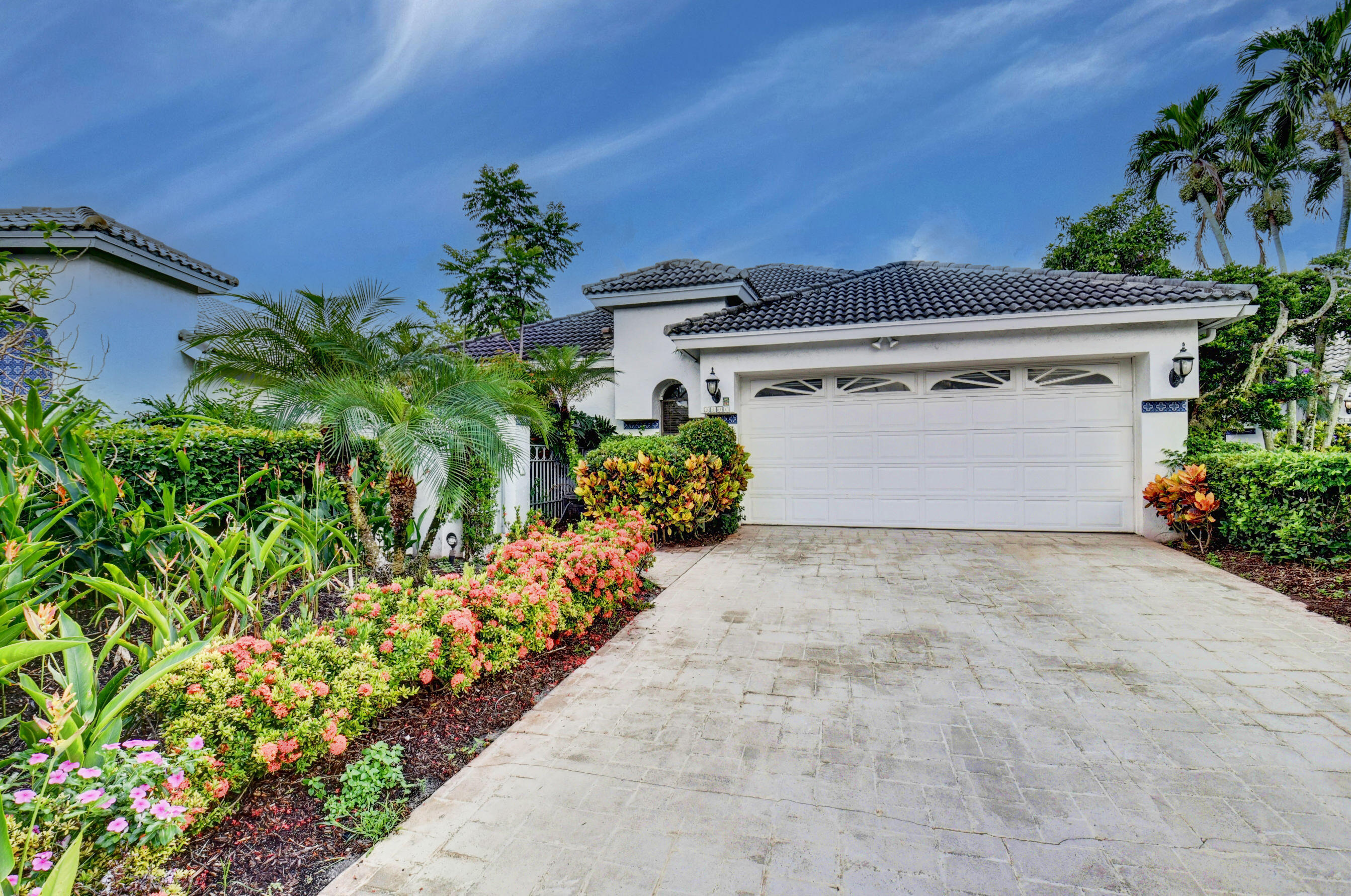 FAIRWAY BEND - Residential Lease