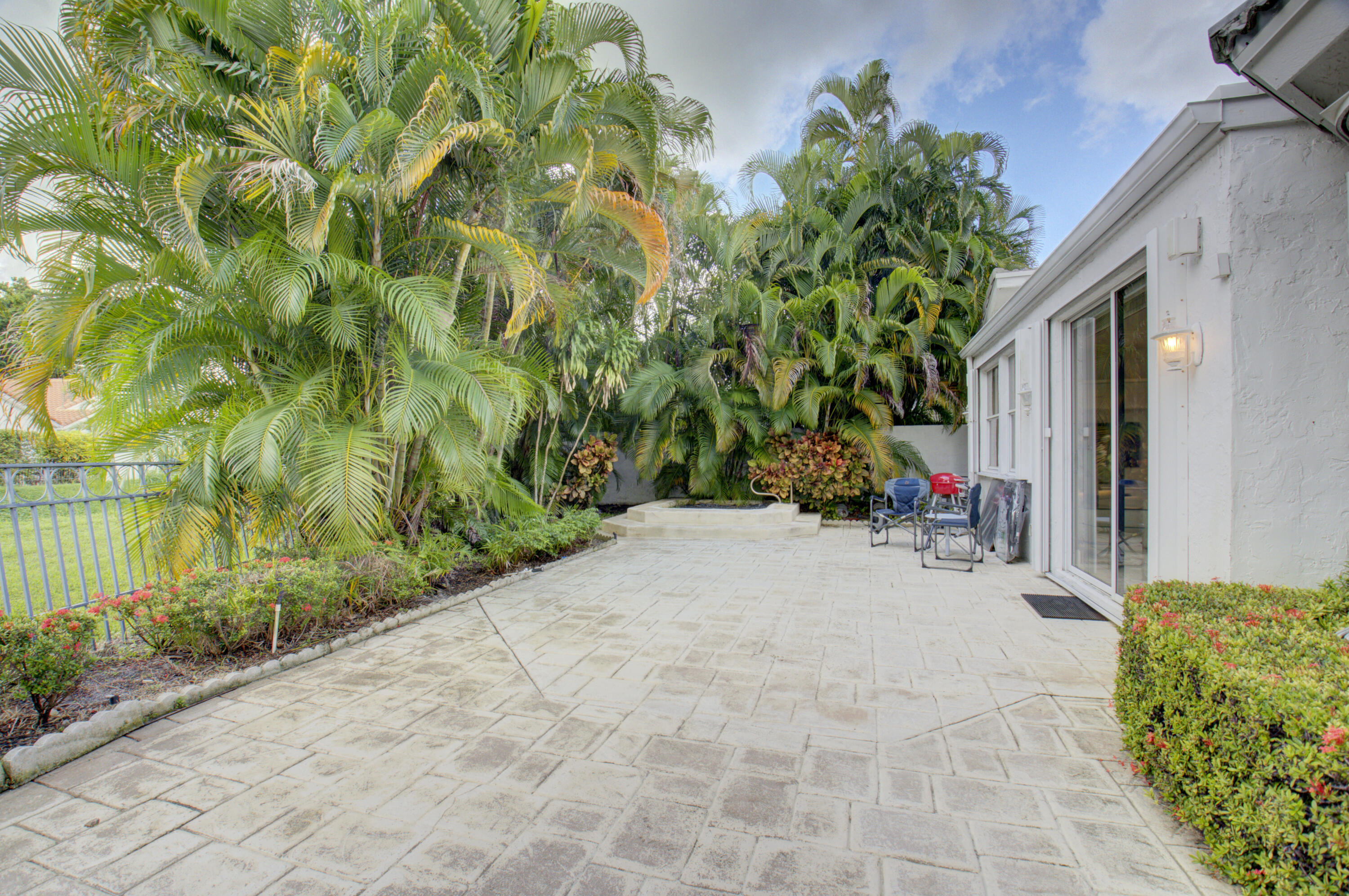FAIRWAY BEND - Residential Lease