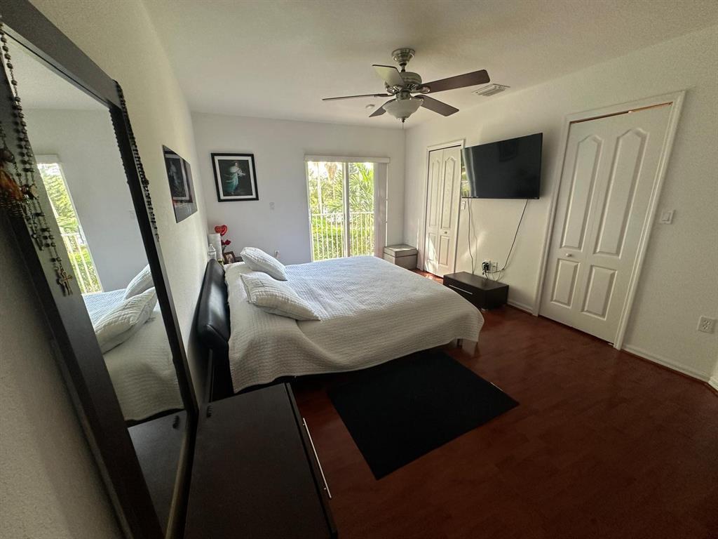 MELROSE POINT CONDO - Residential Lease