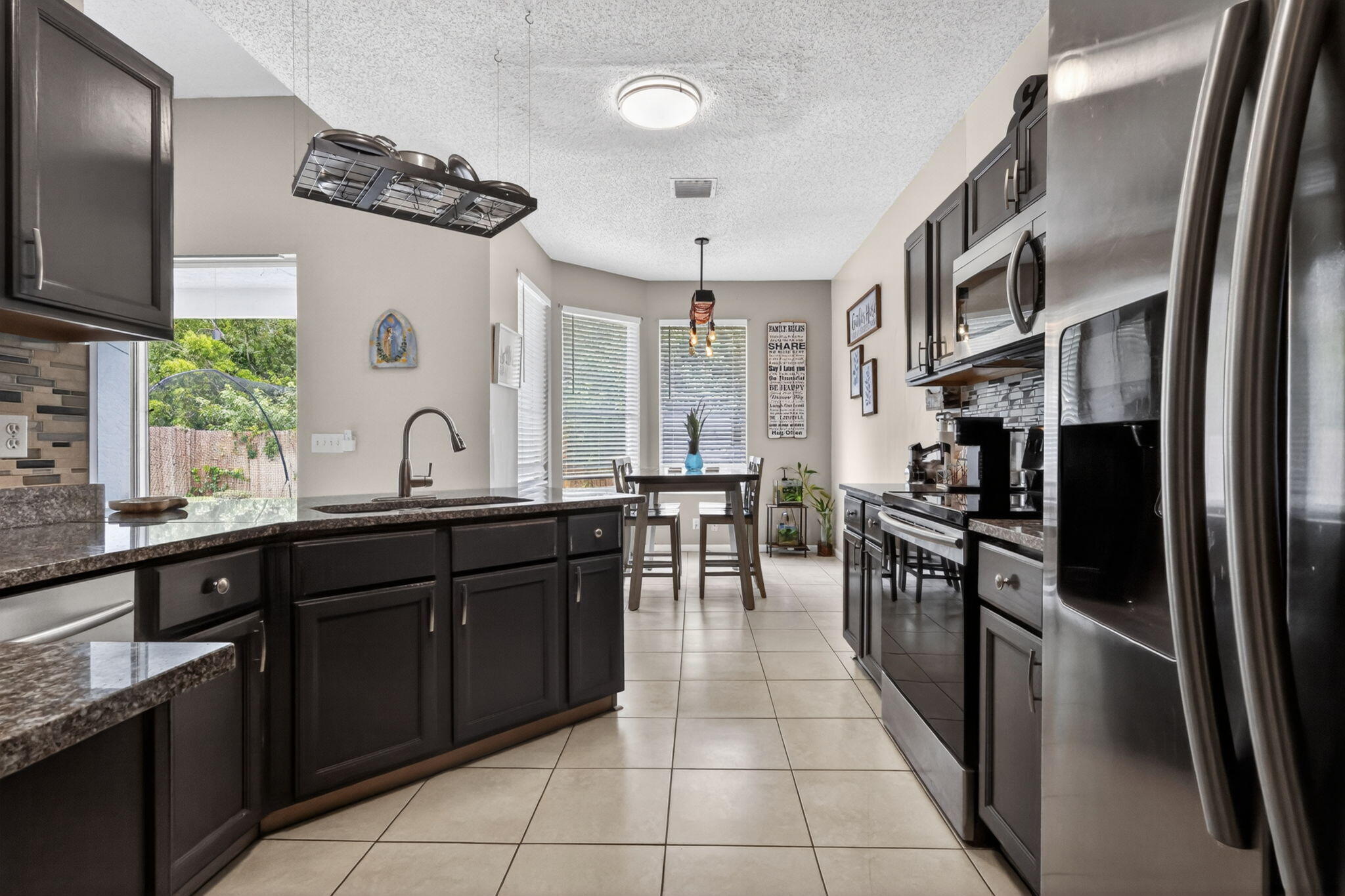 FOXHALL - Residential