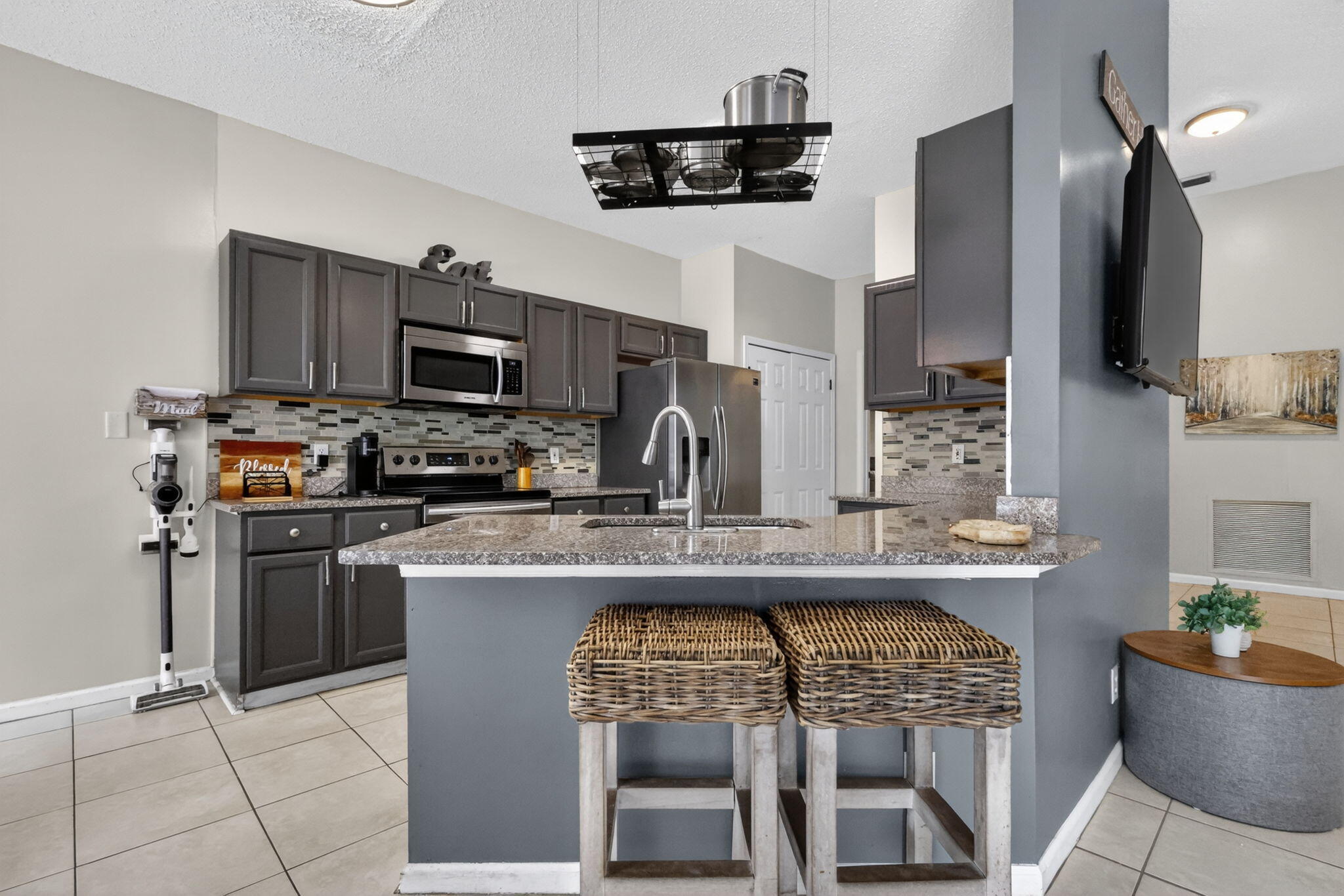 FOXHALL - Residential