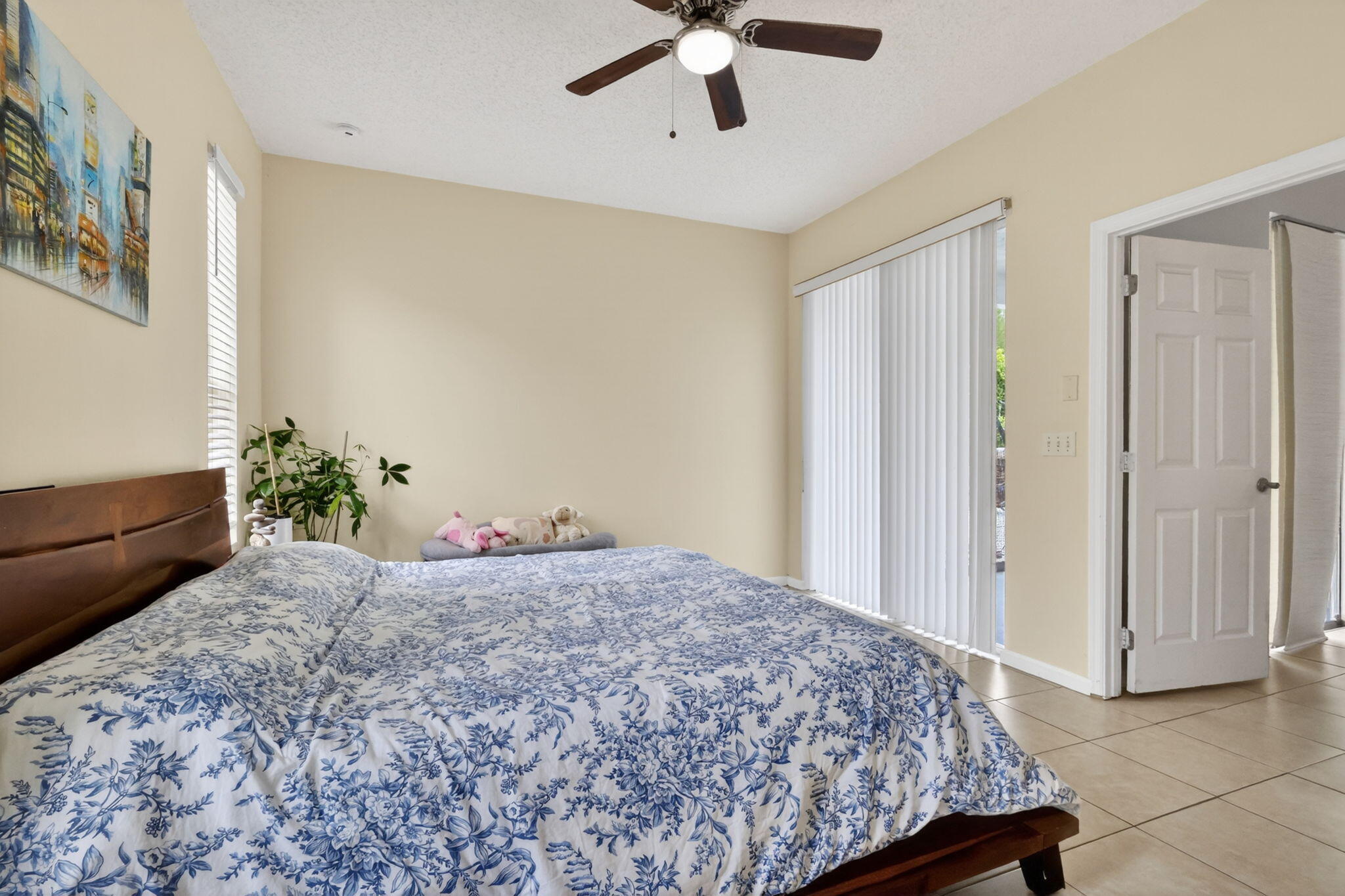 FOXHALL - Residential