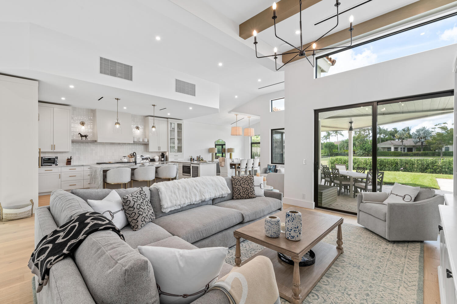 CHUKKER COVE P B POLO & CNTRY CLUB WELL - Residential Lease