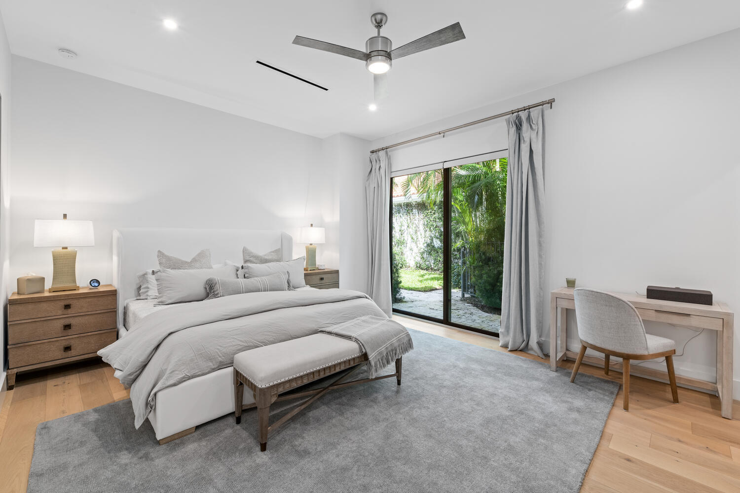 CHUKKER COVE P B POLO & CNTRY CLUB WELL - Residential Lease