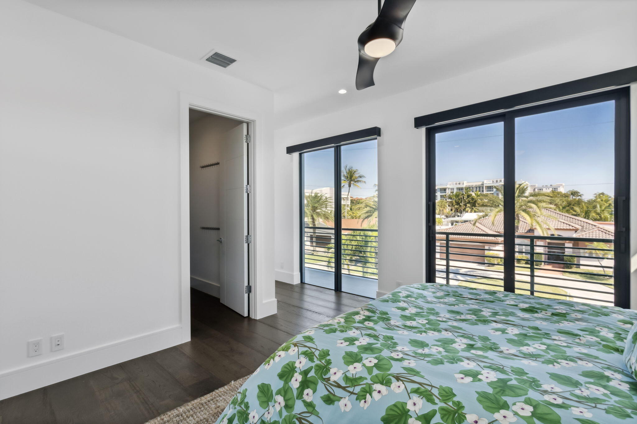 POINSETTIA GARDENS FIRST ADD - Residential