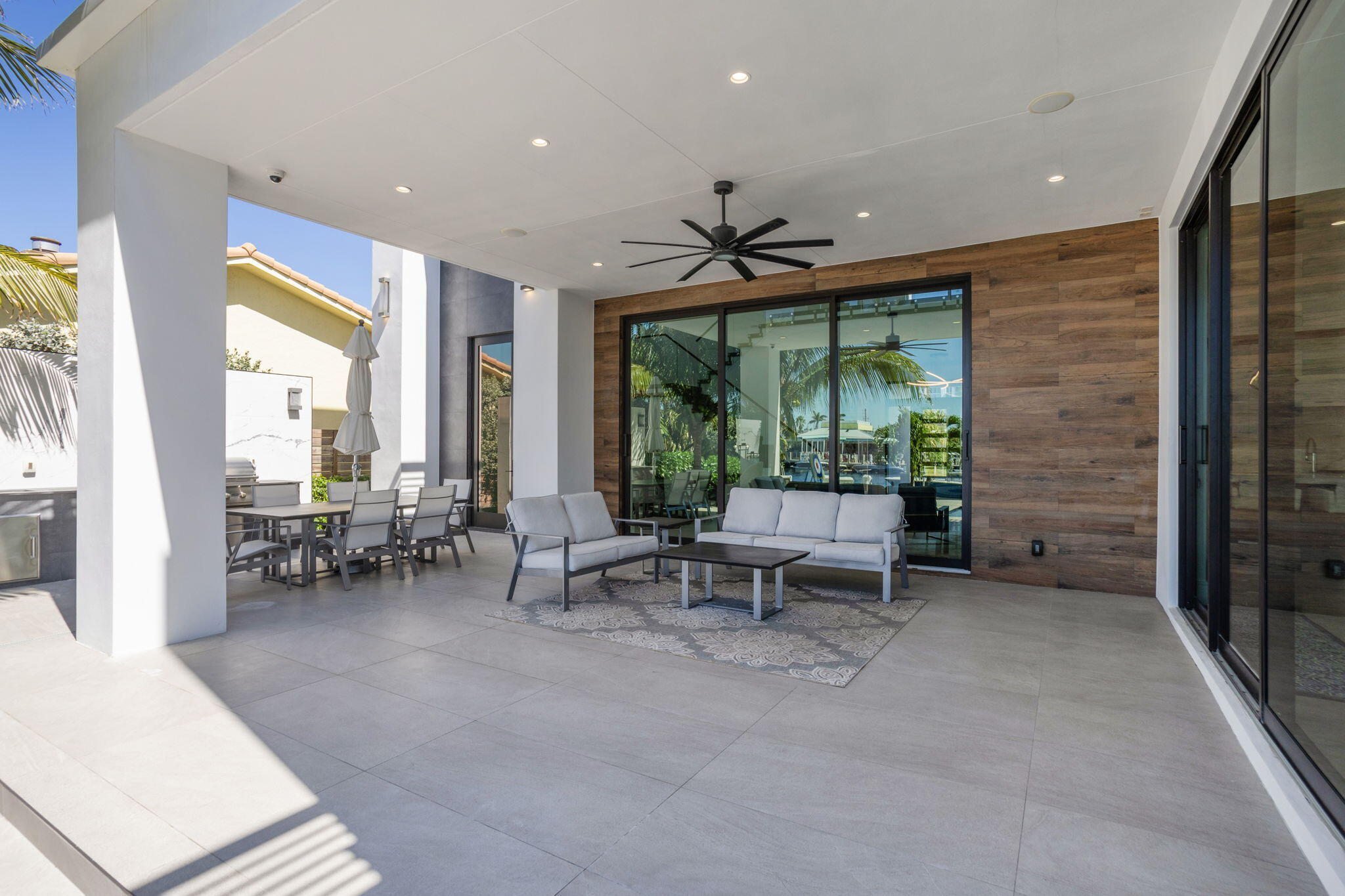 POINSETTIA GARDENS FIRST ADD - Residential