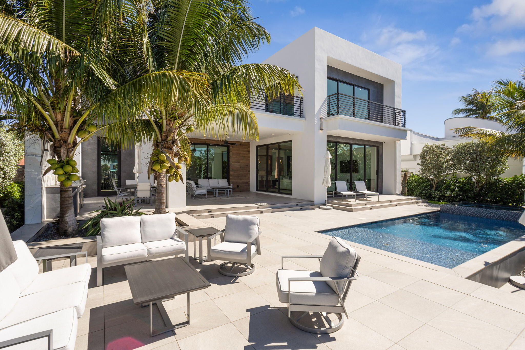 POINSETTIA GARDENS FIRST ADD - Residential