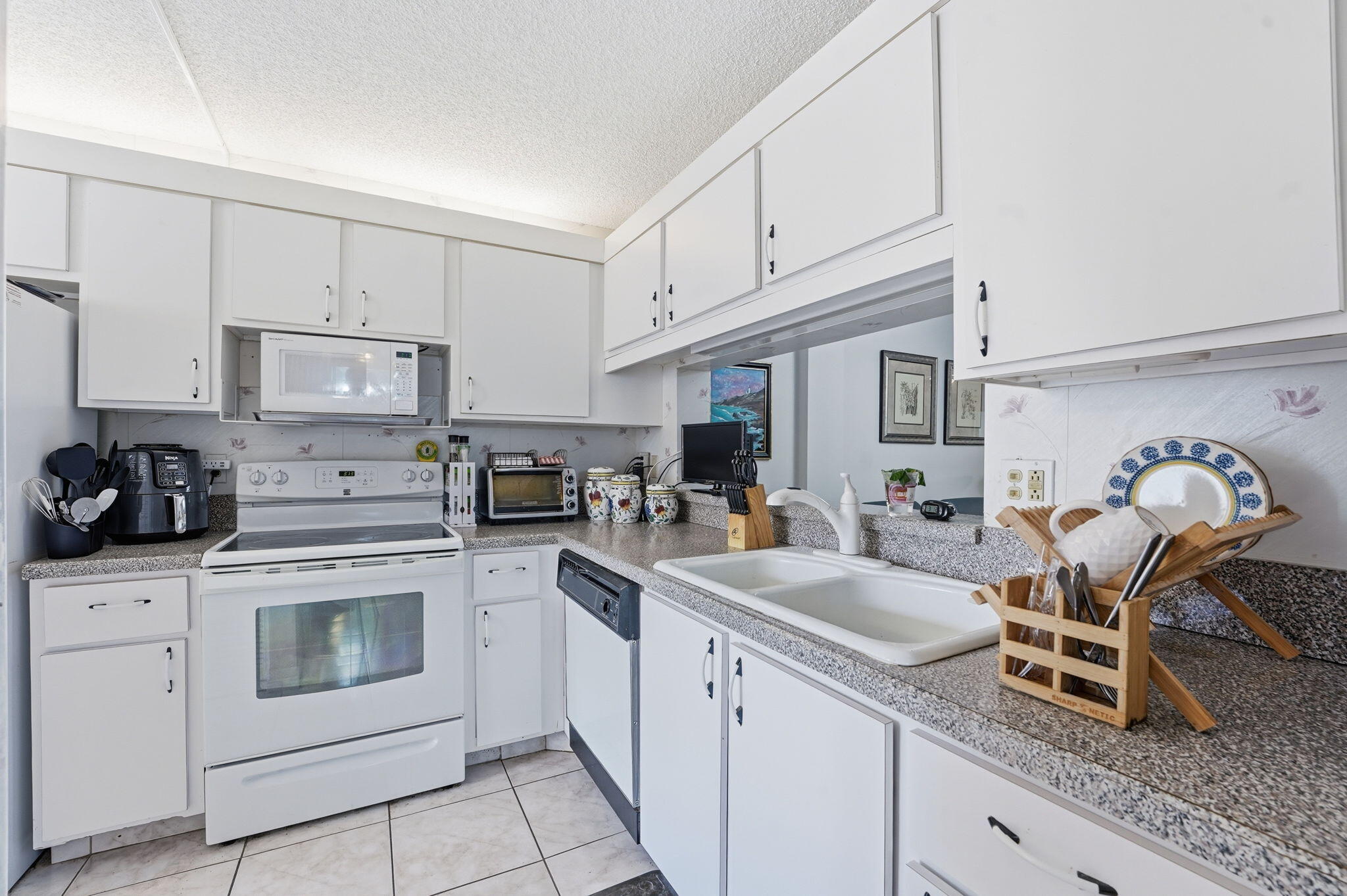 FOUNTAINVIEW AT SPRING LKS CONDO - Residential