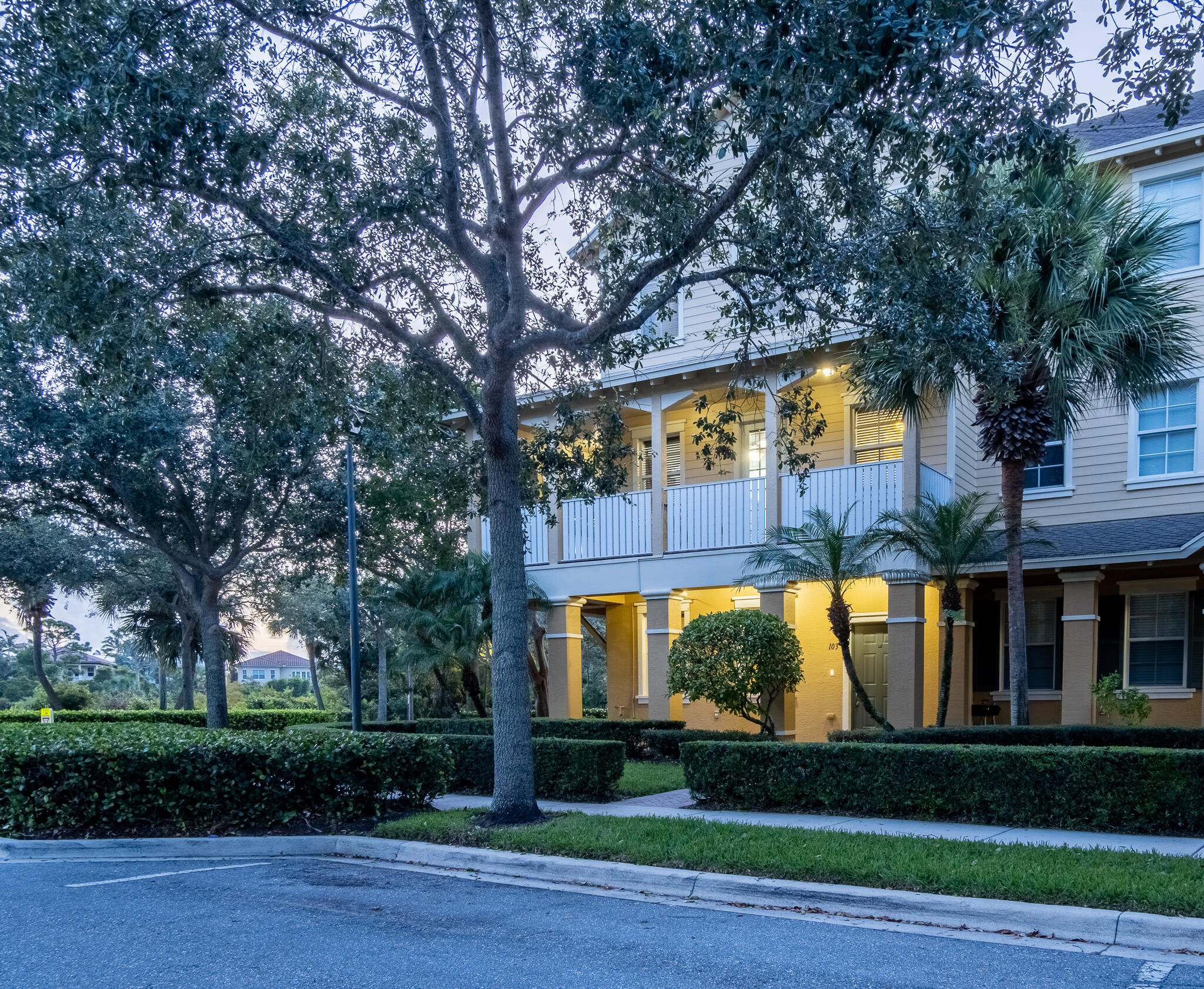 BOTANICA - Residential
