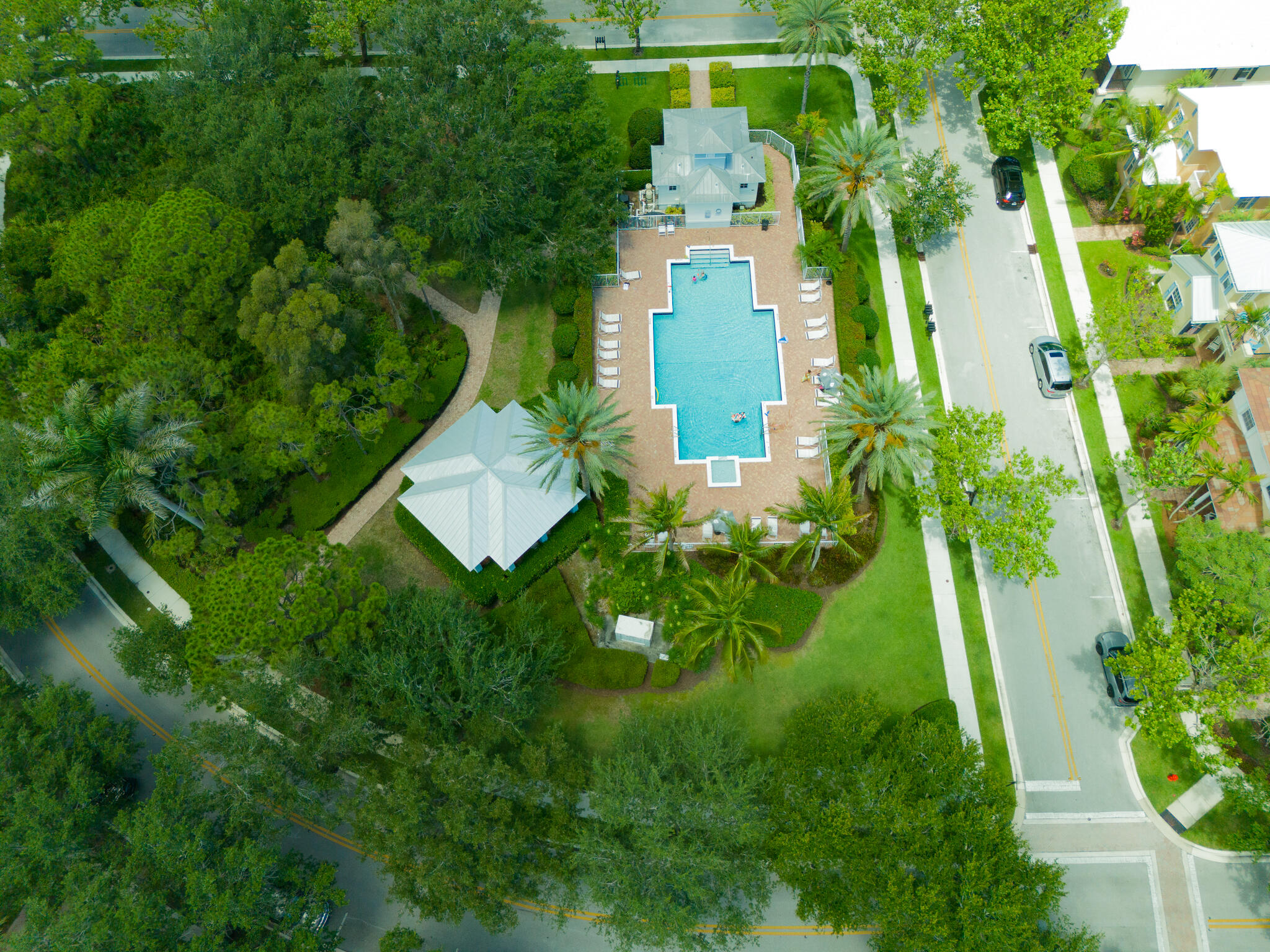 BOTANICA - Residential