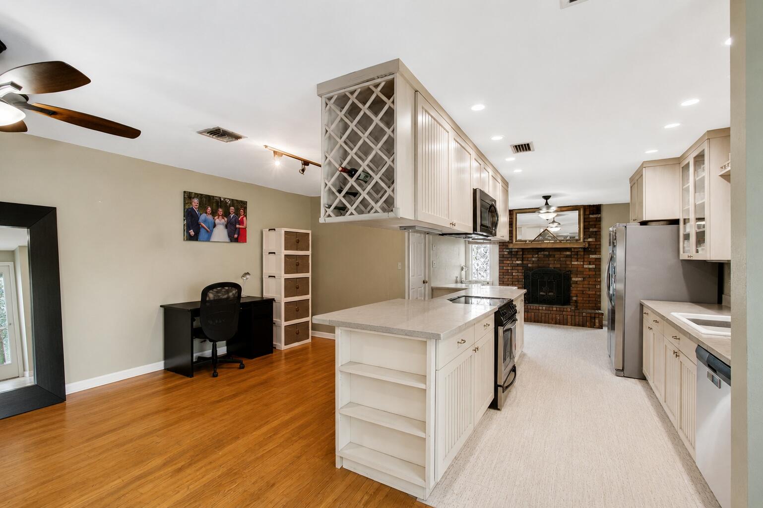 DELRAY GARDEN ESTATES - Residential