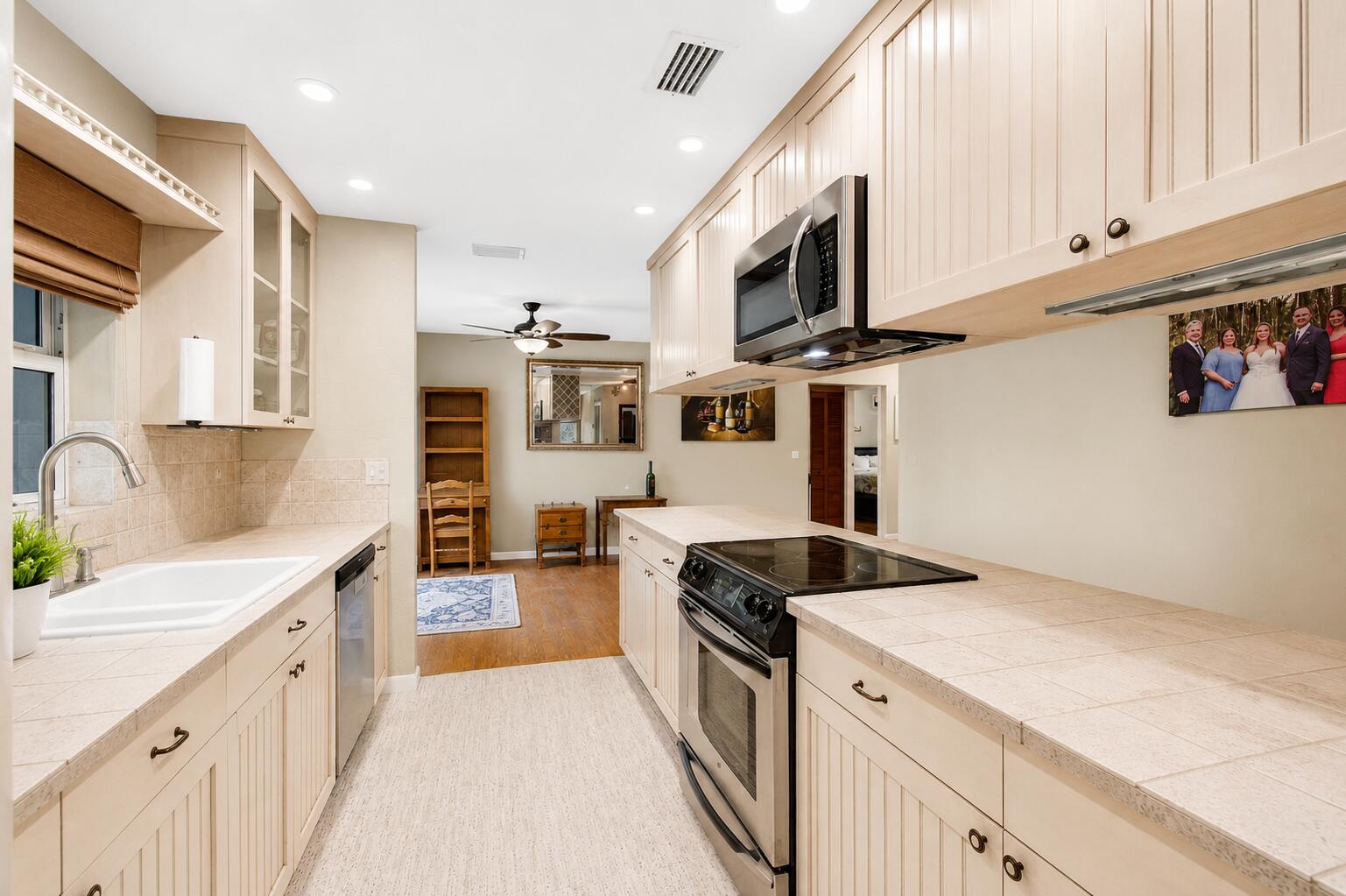 DELRAY GARDEN ESTATES - Residential