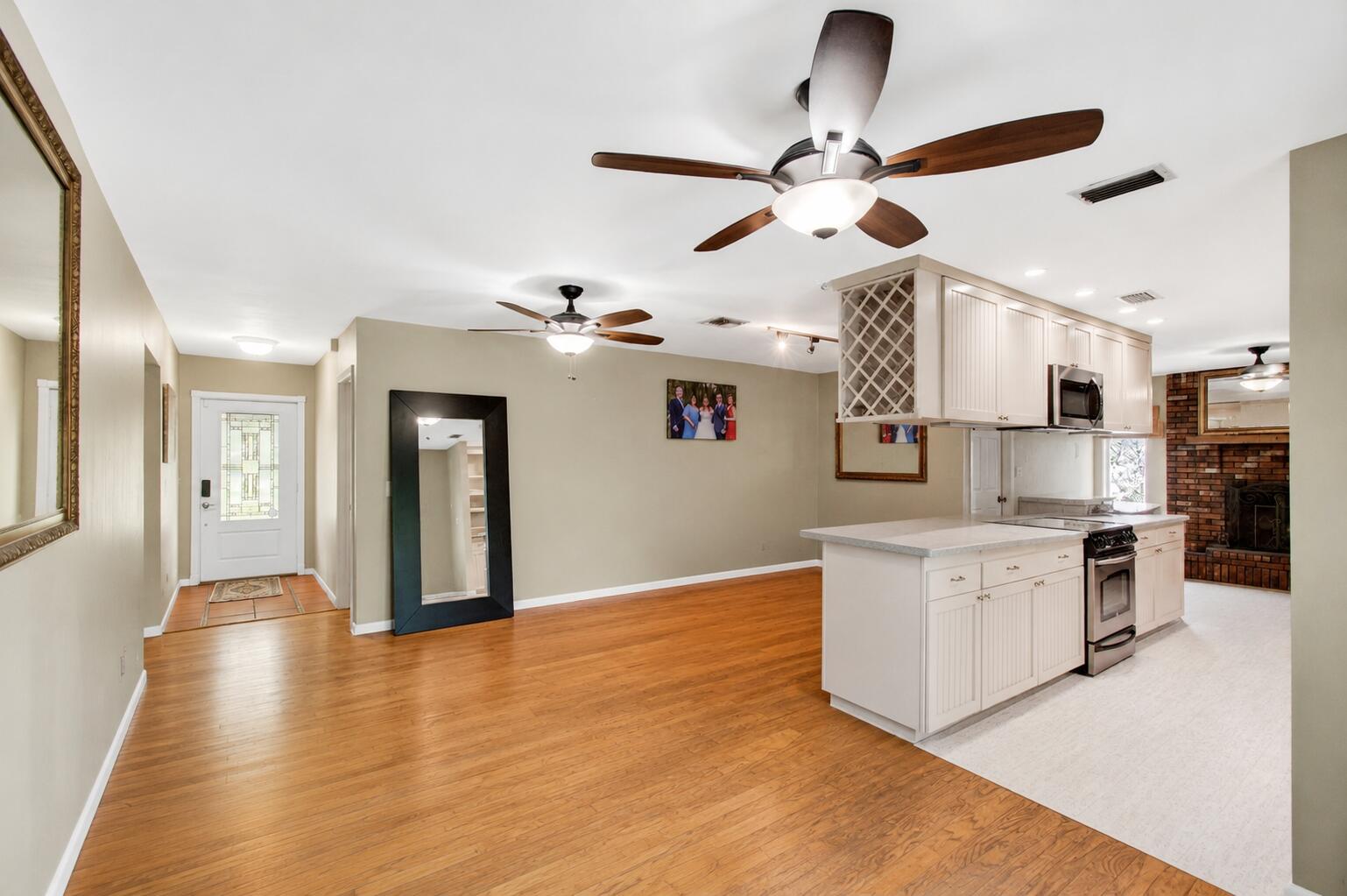 DELRAY GARDEN ESTATES - Residential