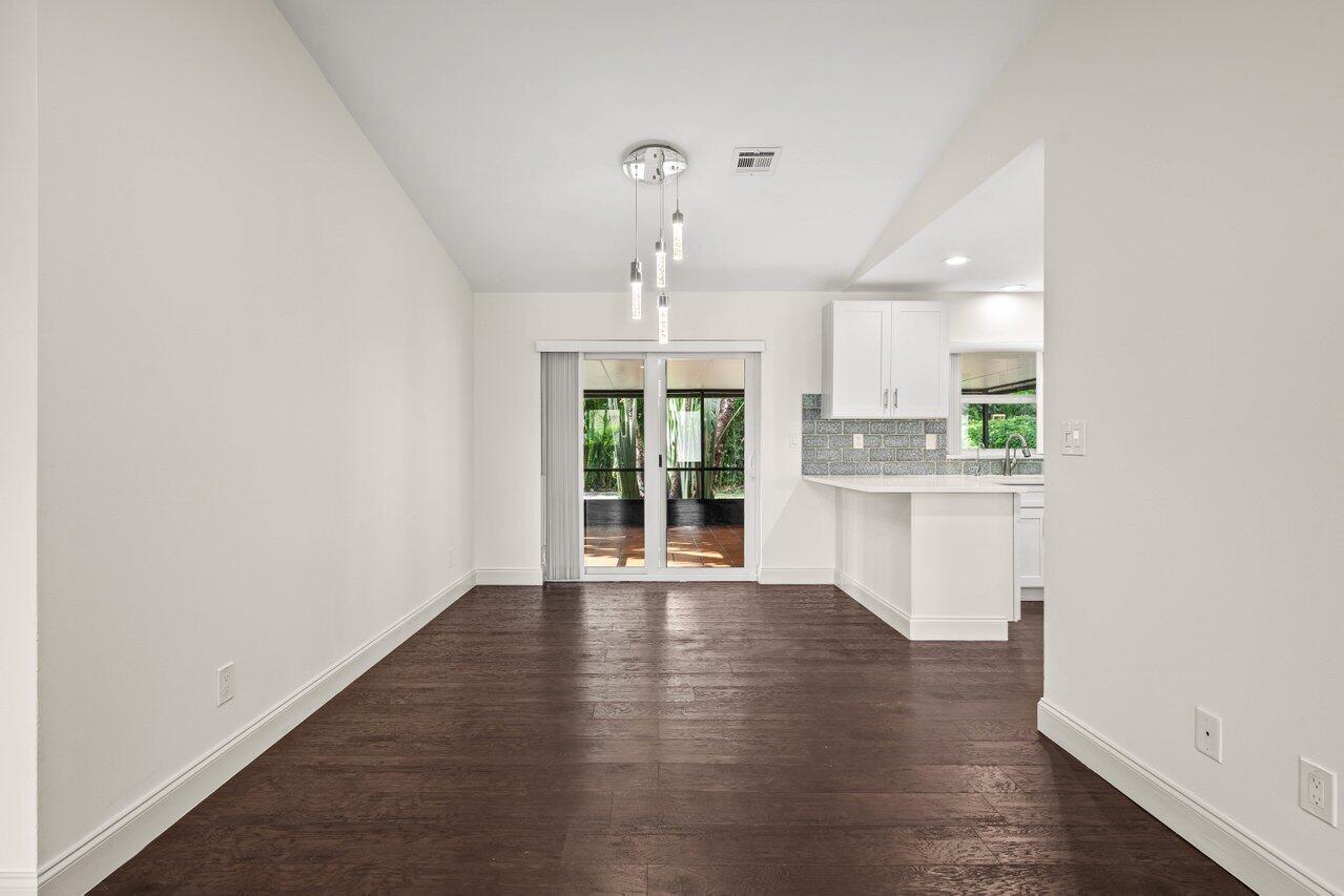 LAKE BOYNTON ESTATES 2 - Residential