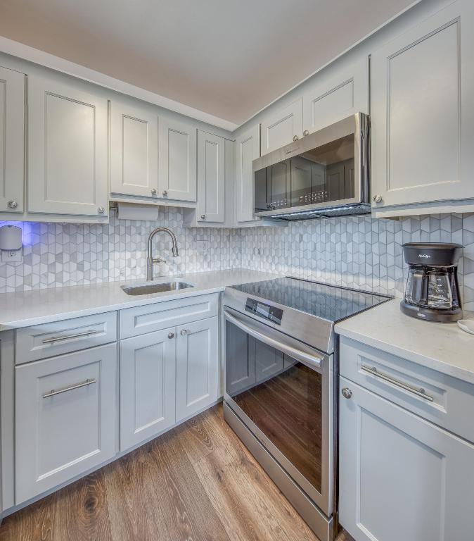 PARKVIEW VILLAS CONDO - Residential