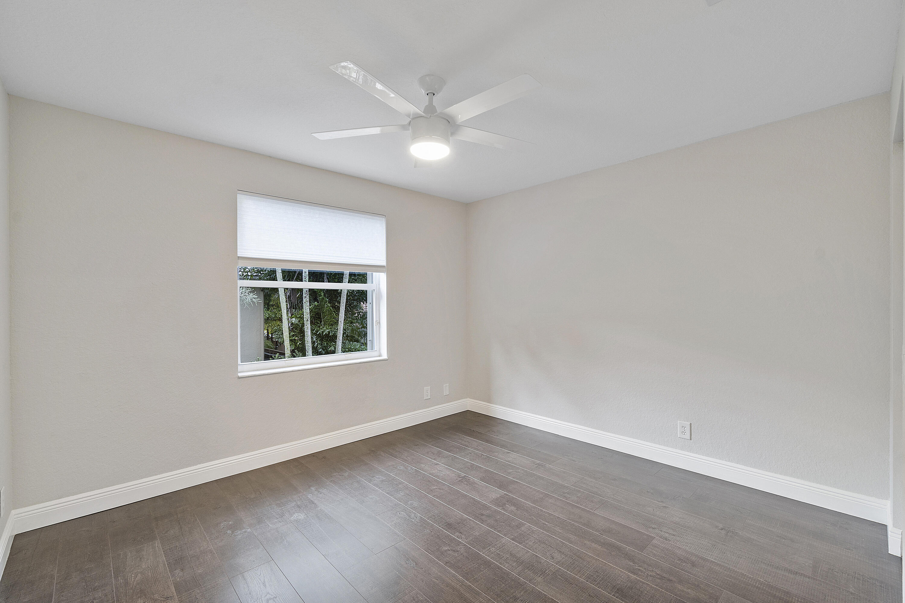 MAYFAIR AT PARKLAND - Residential Lease