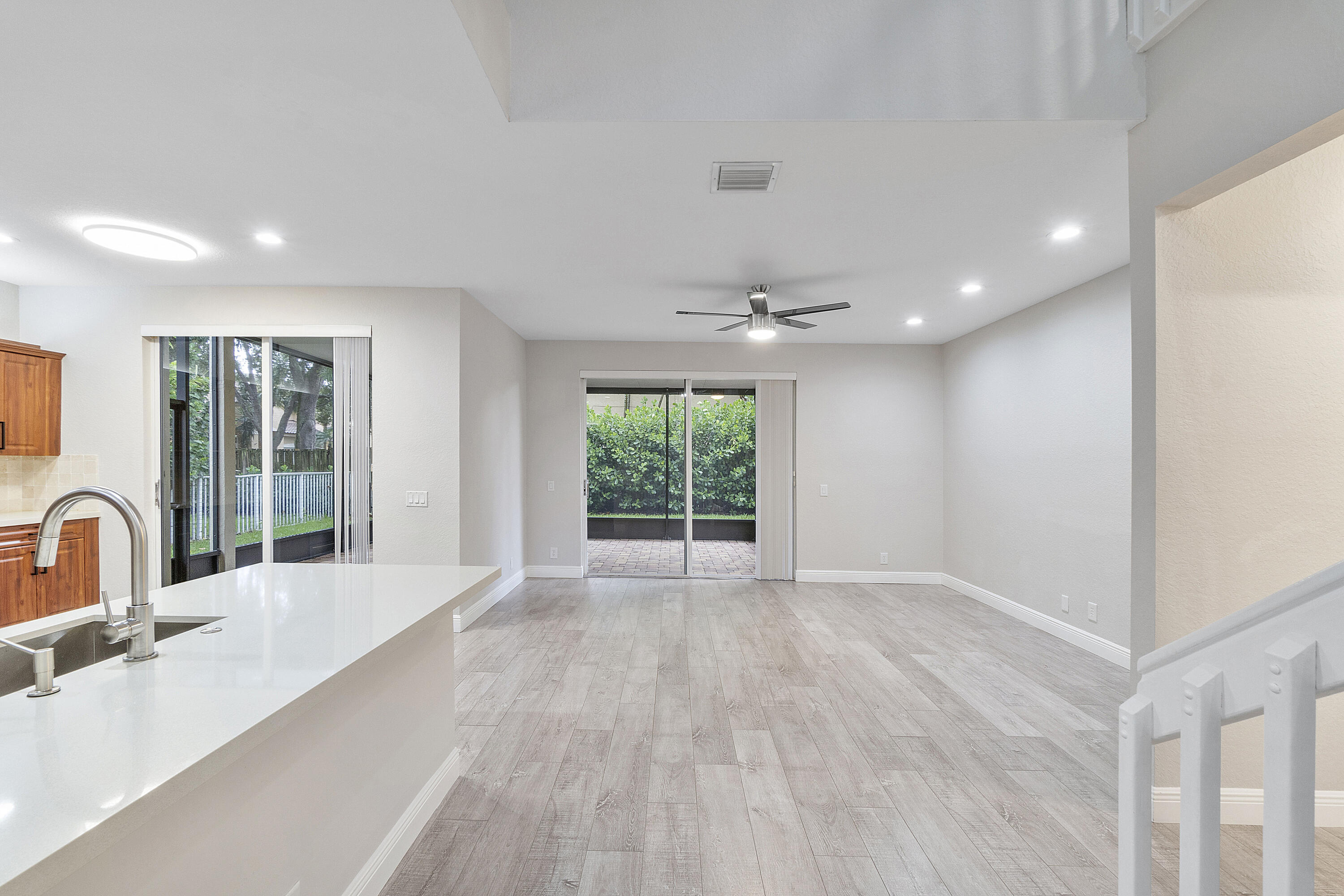 MAYFAIR AT PARKLAND - Residential Lease