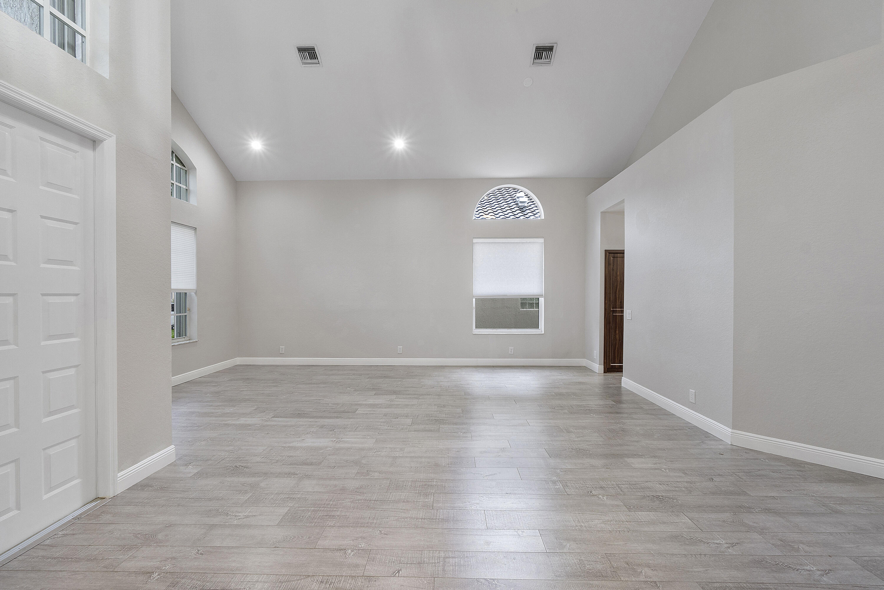 MAYFAIR AT PARKLAND - Residential Lease