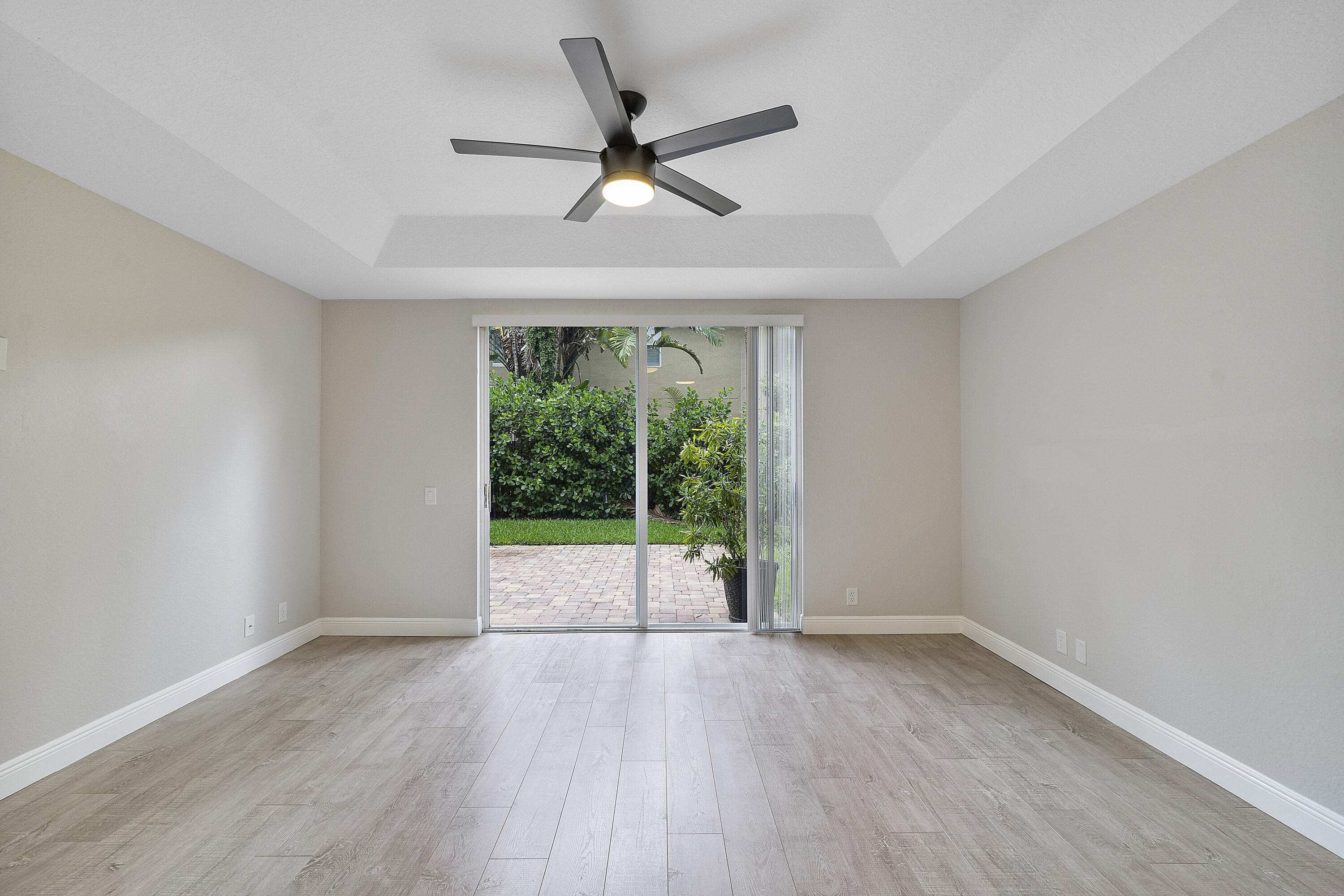 MAYFAIR AT PARKLAND - Residential Lease