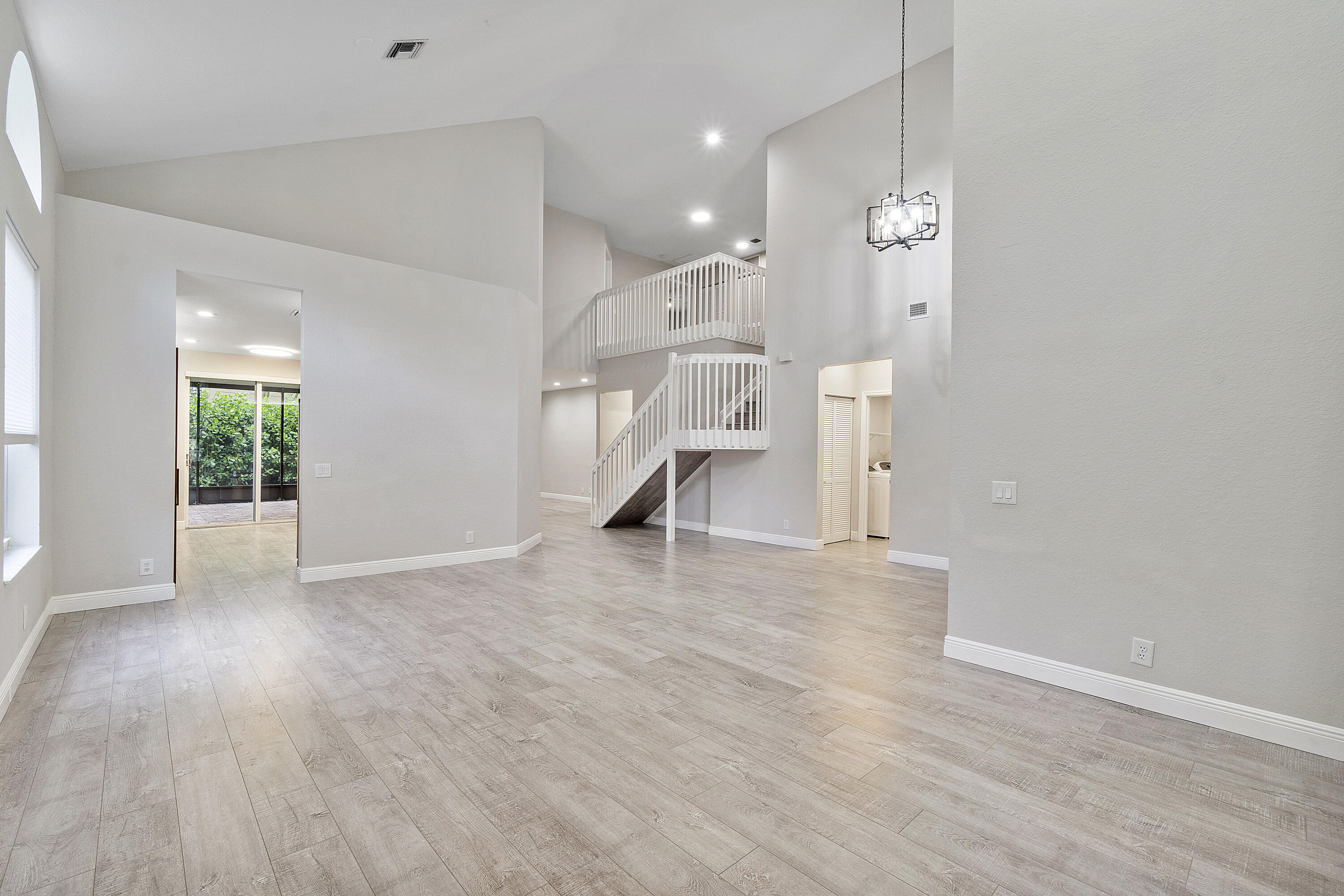 MAYFAIR AT PARKLAND - Residential Lease