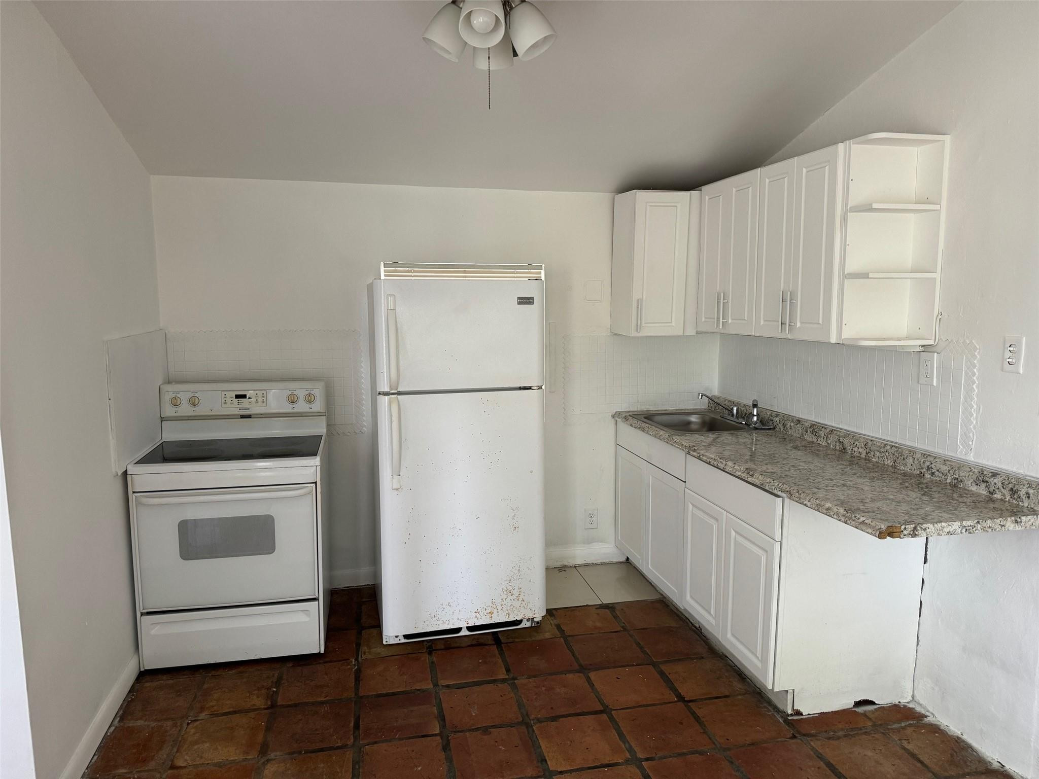 GRIFFIN GARDENS PL - Residential Lease