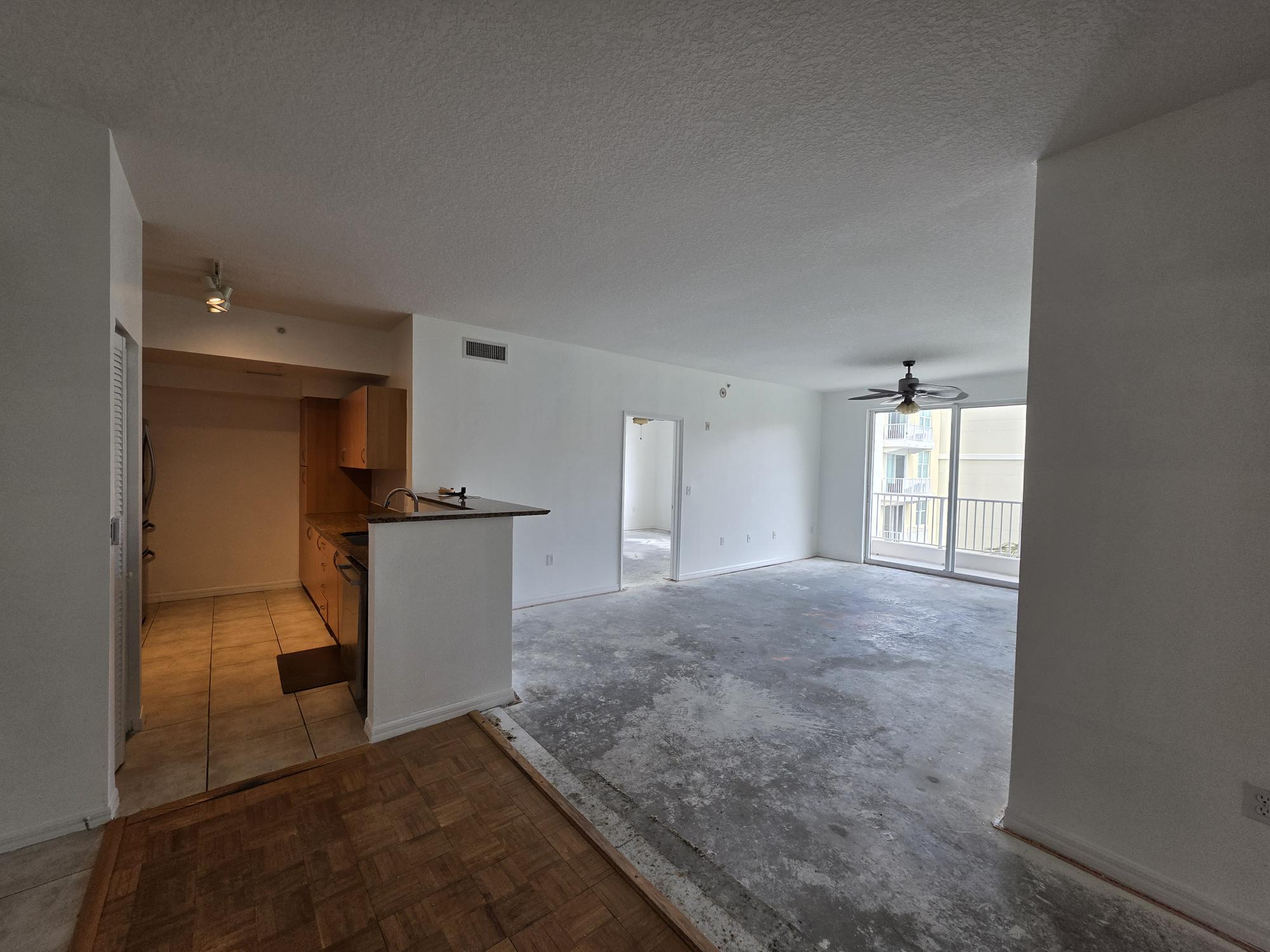 MOORINGS AT LANTANA CONDO 2 - Residential