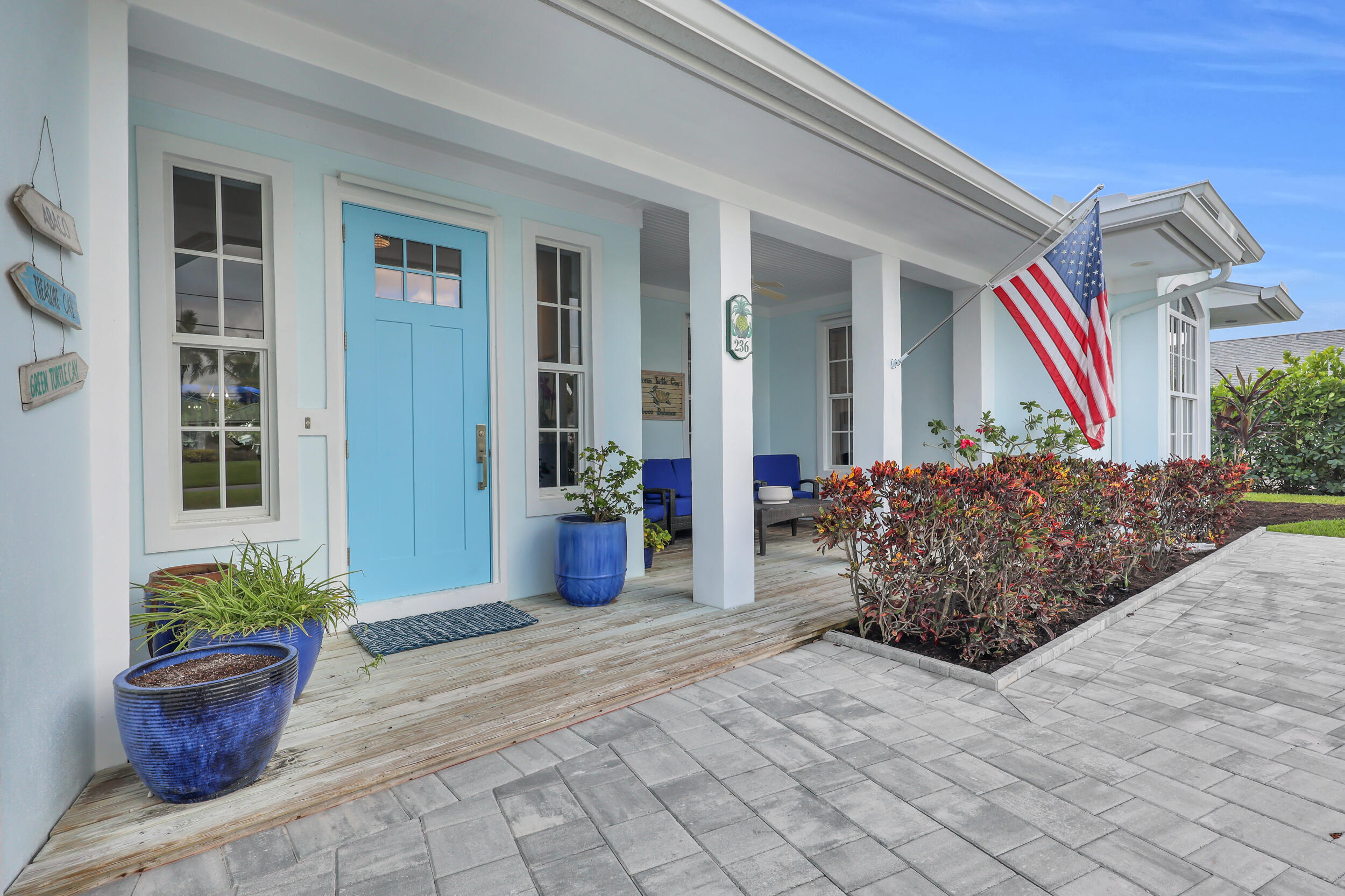 Tequesta Country Club - Residential