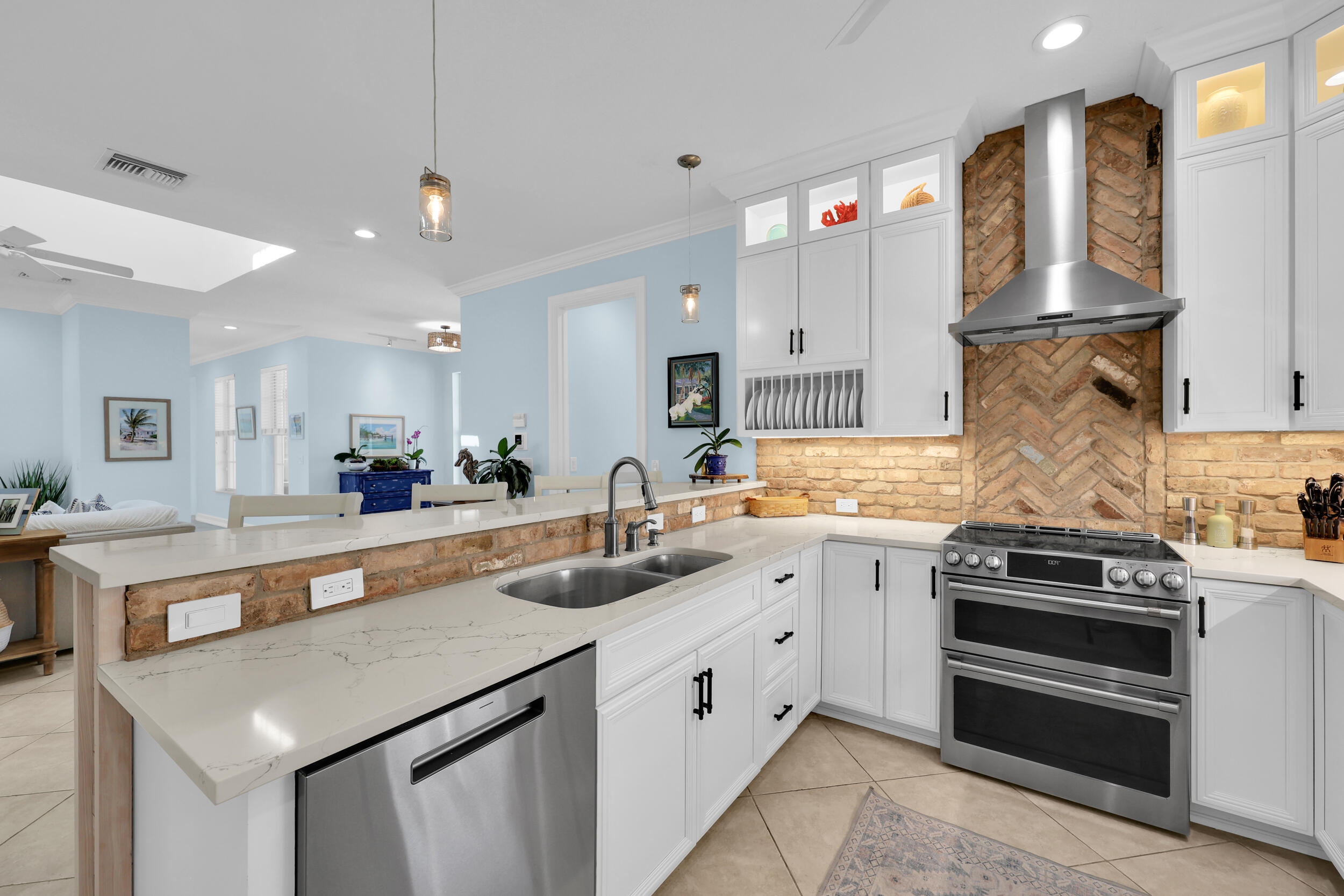 Tequesta Country Club - Residential