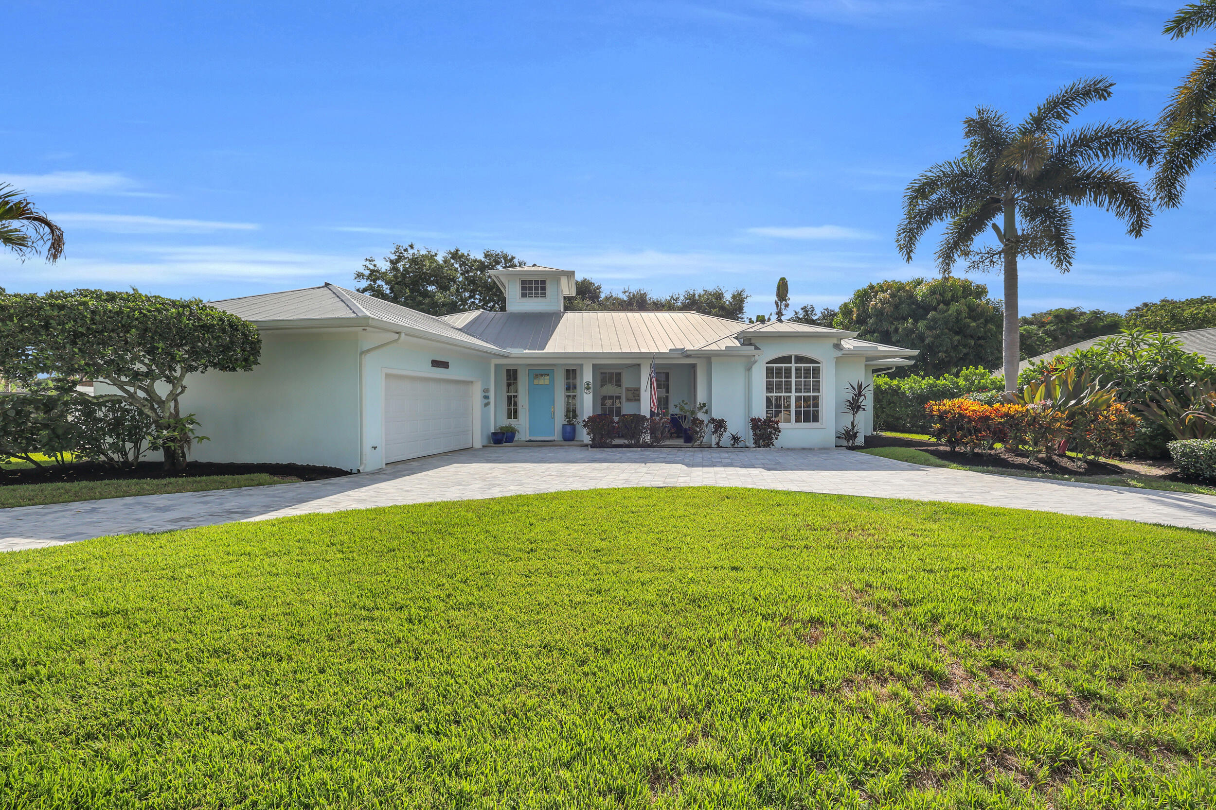 Tequesta Country Club - Residential
