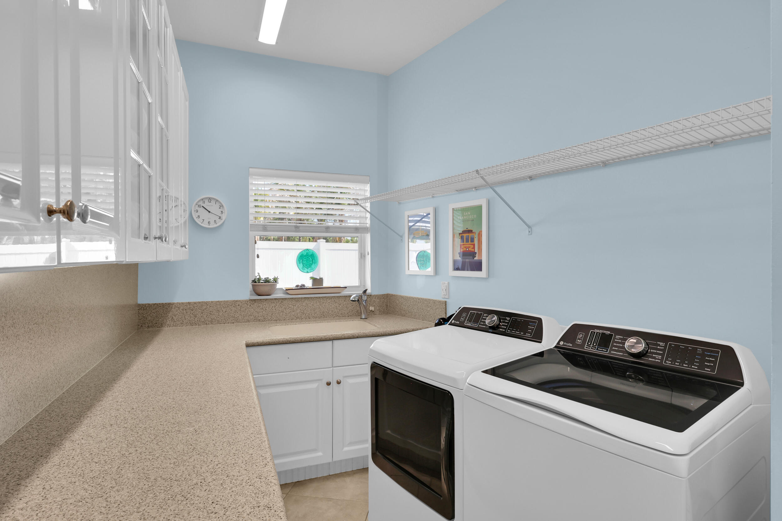 Tequesta Country Club - Residential