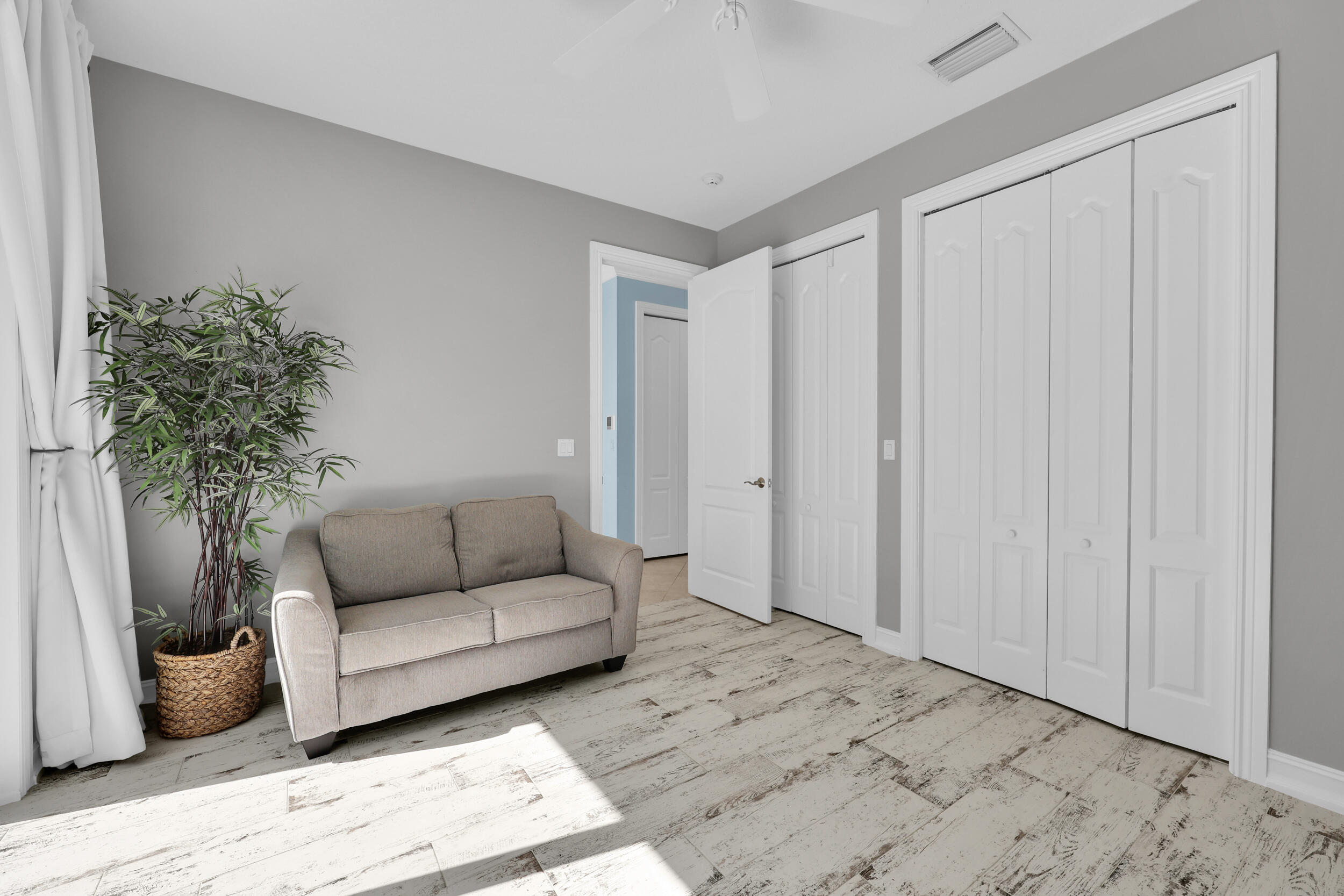 Tequesta Country Club - Residential