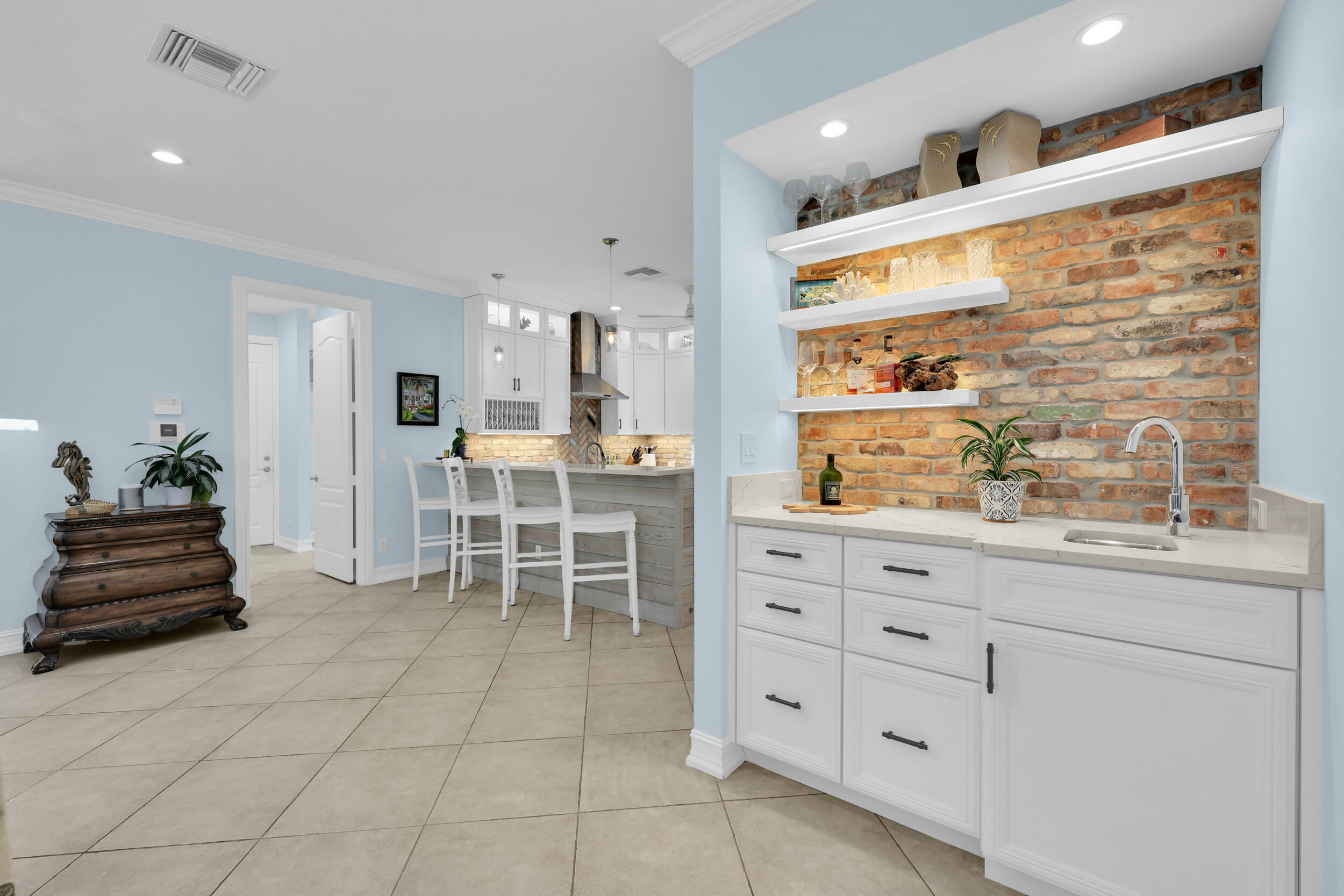 Tequesta Country Club - Residential
